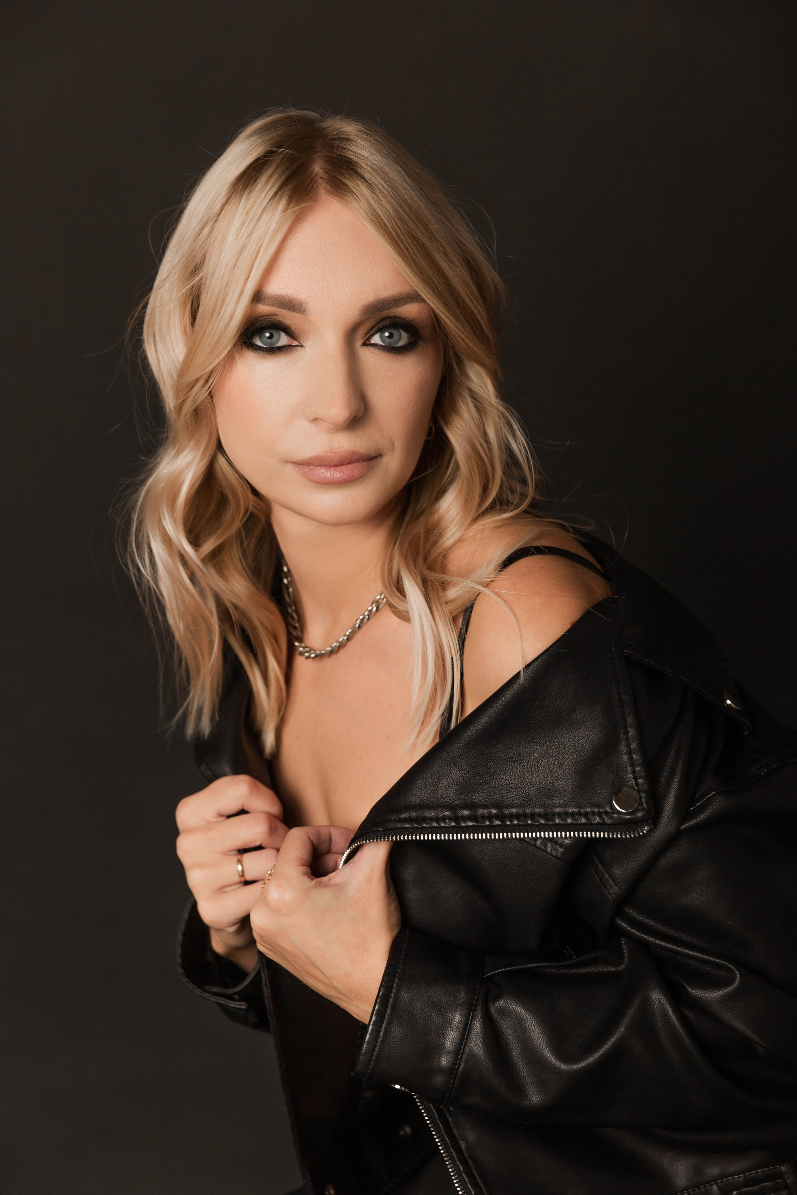 Анна. Студия 2022 г. Персональный фотограф Катерина Литвинова