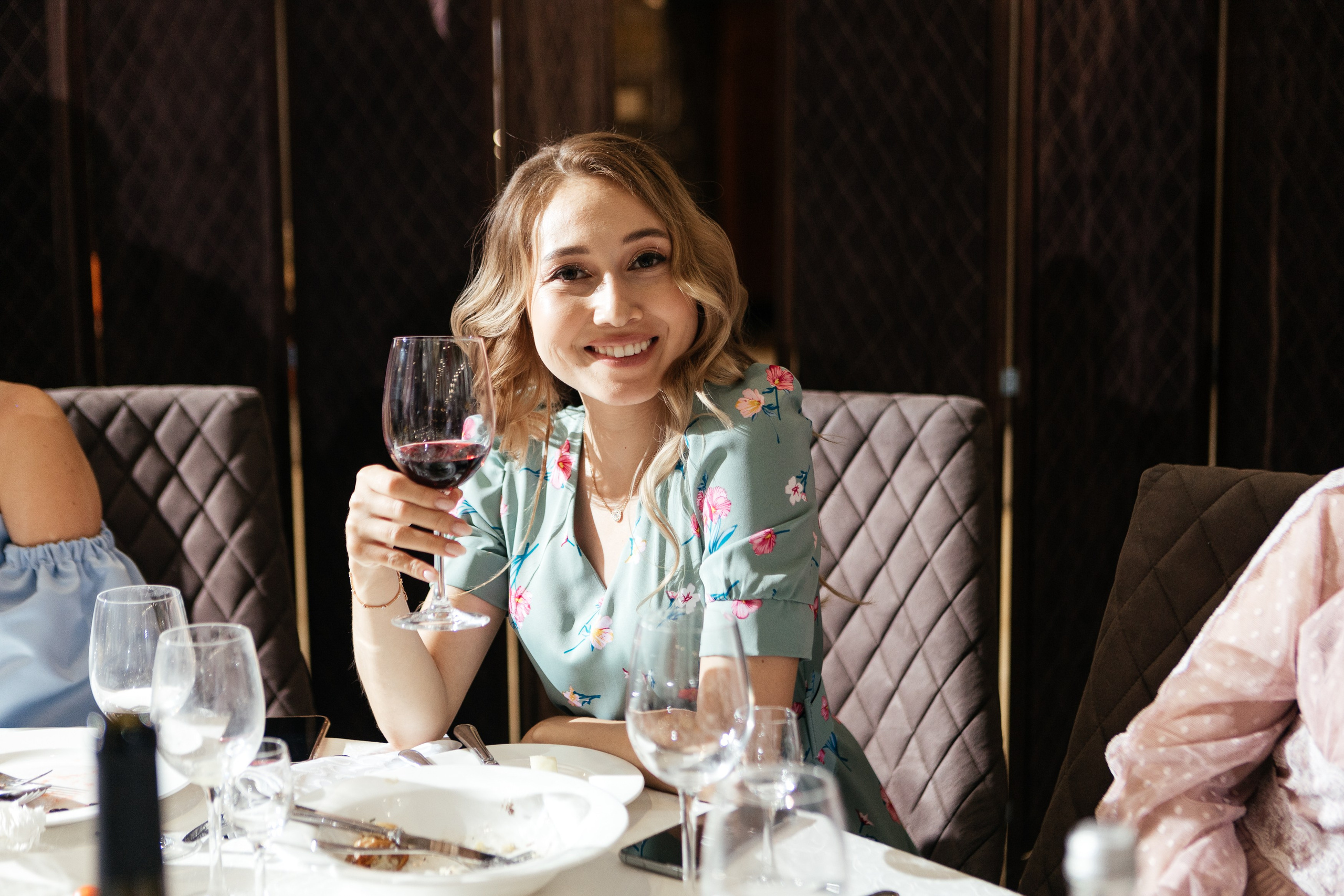 Свадебный фотограф Уфа — Руслан ГабдлисламовЖивые эмоции, красивые кадры, воспоминания на всю жизнь.Работаю по всей Республике Башкортоста. Свадебный фотограф Уфа Руслан Габдлисламов