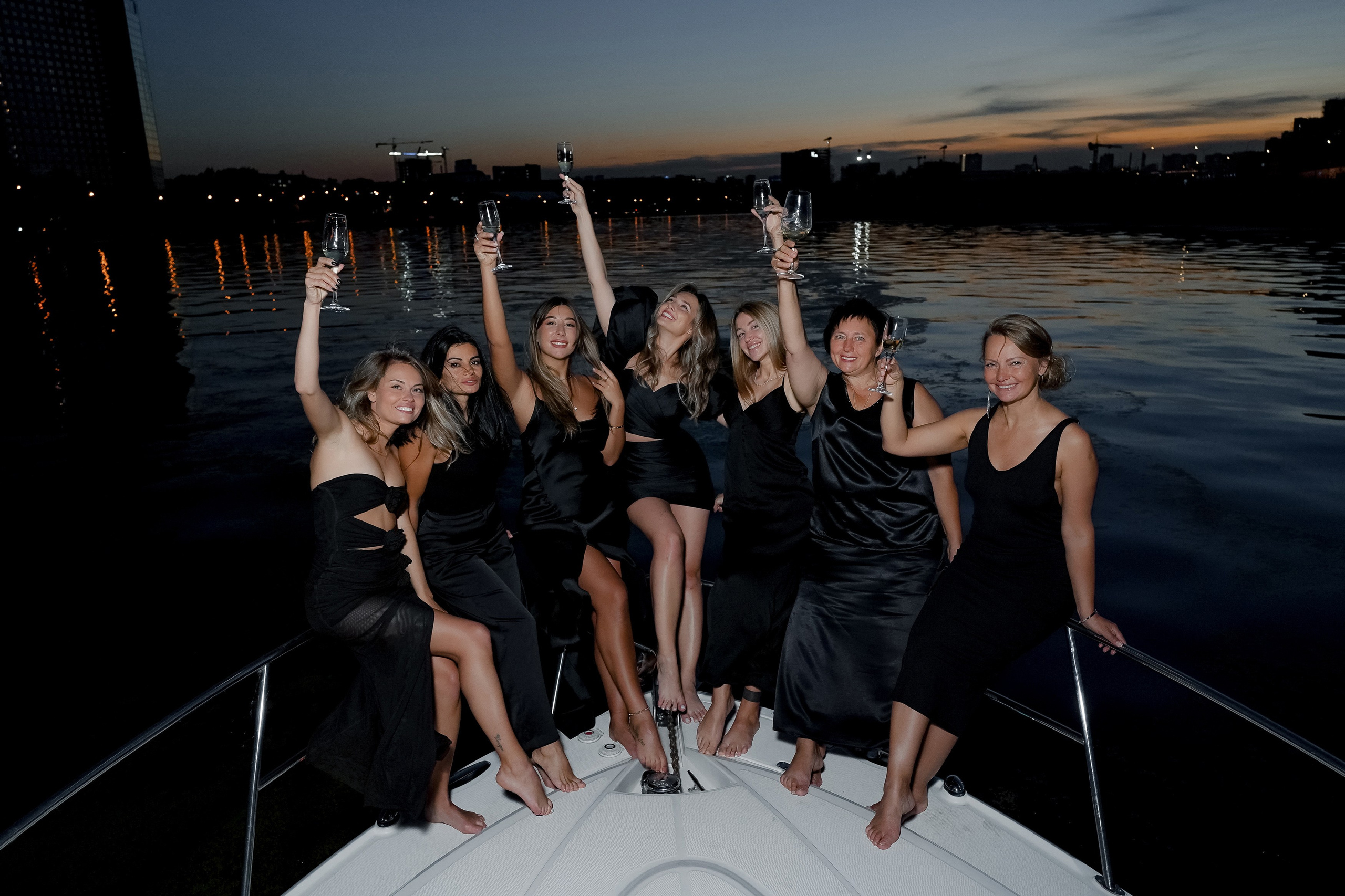 День Рождения на яхте. Свадебный фотограф Москва