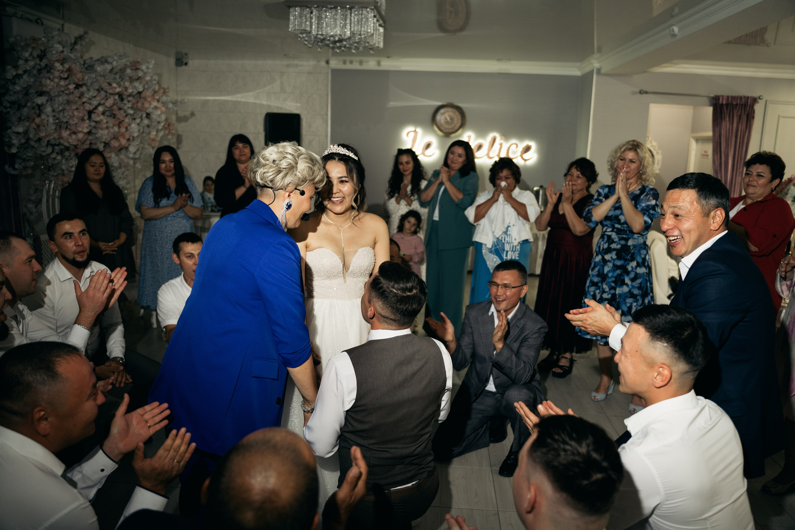 Ильнур и Динара. Свадебный день. Отбор. Кафе Ля делис. Семейный и свадебный фотограф Молодзяновская Елена