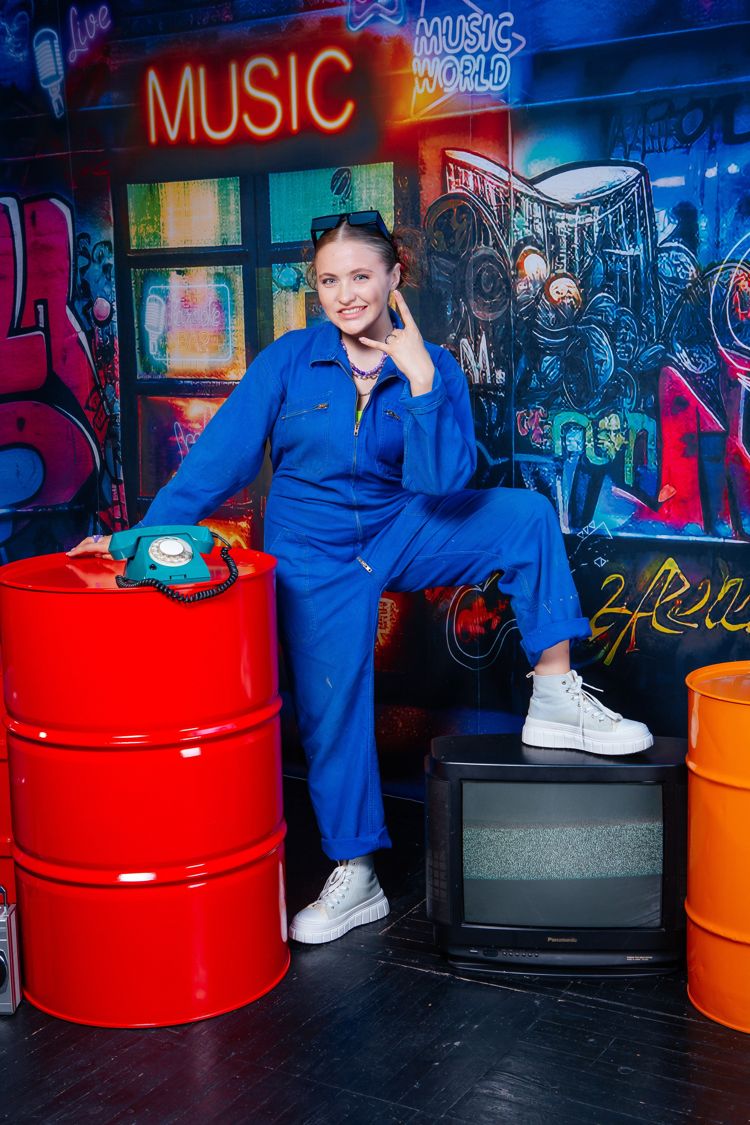 Граффити. 90-е. Фото дети. Выпускные альбомы Нижний Тагил