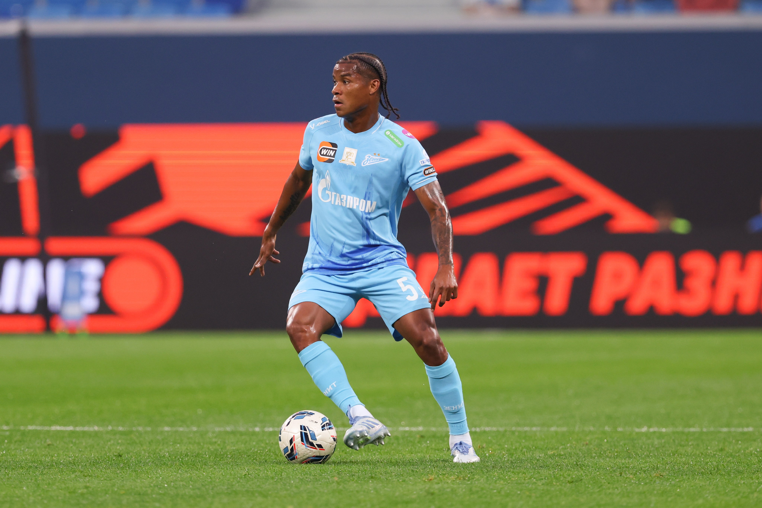 ФК «Зенит» — ФК «Пари НН» 30.08.2025. Спортивный и репортажный фотограф Антон Тереханов