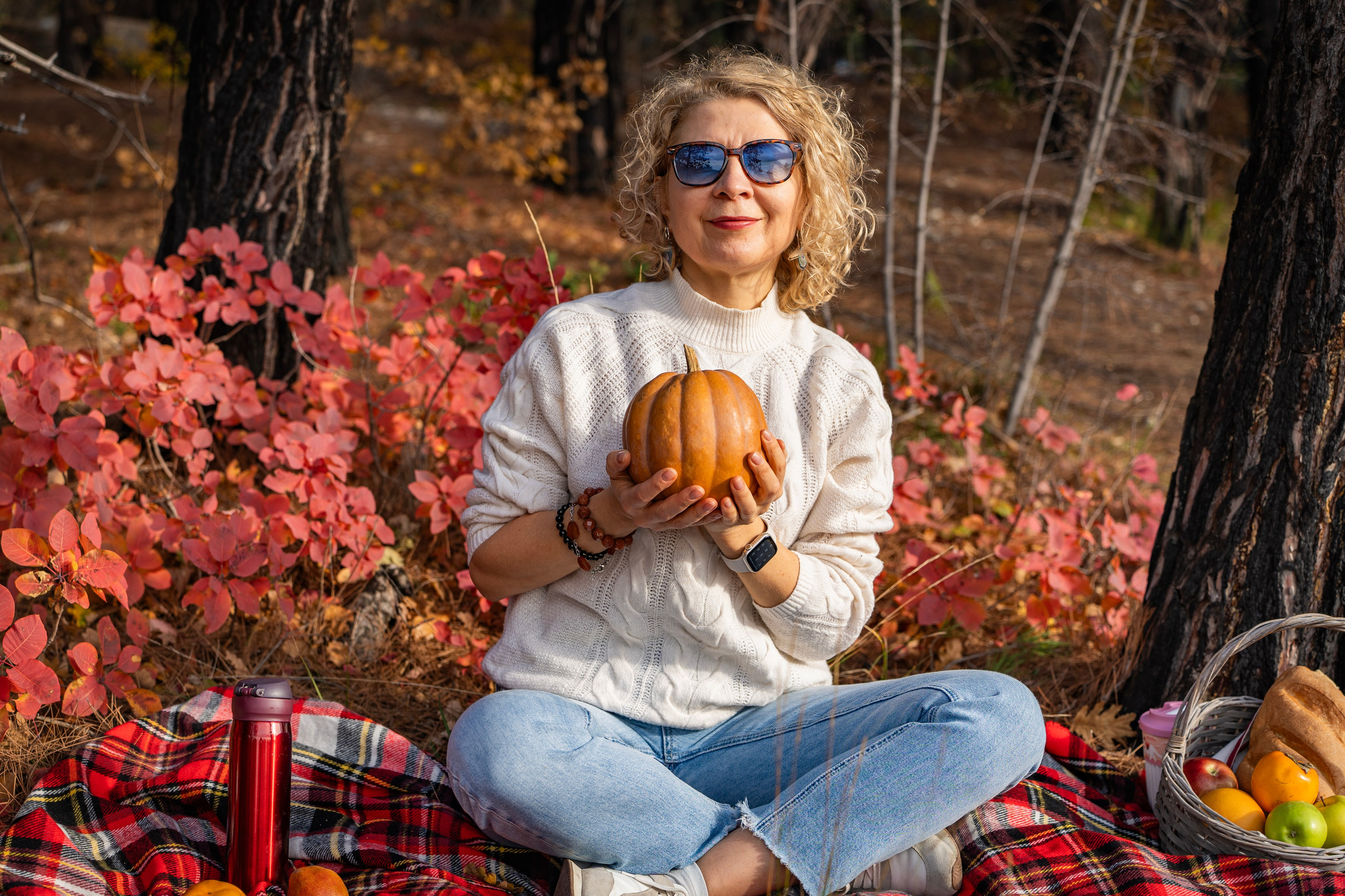 Фотопрогулка в Голубой бездне — золотая осень. Семейный и детский фотограф Екатерина Черняева. Снимаю портреты, love story, фотопрогулки, работаю на улице, в кафе, студии, дома у клиента
