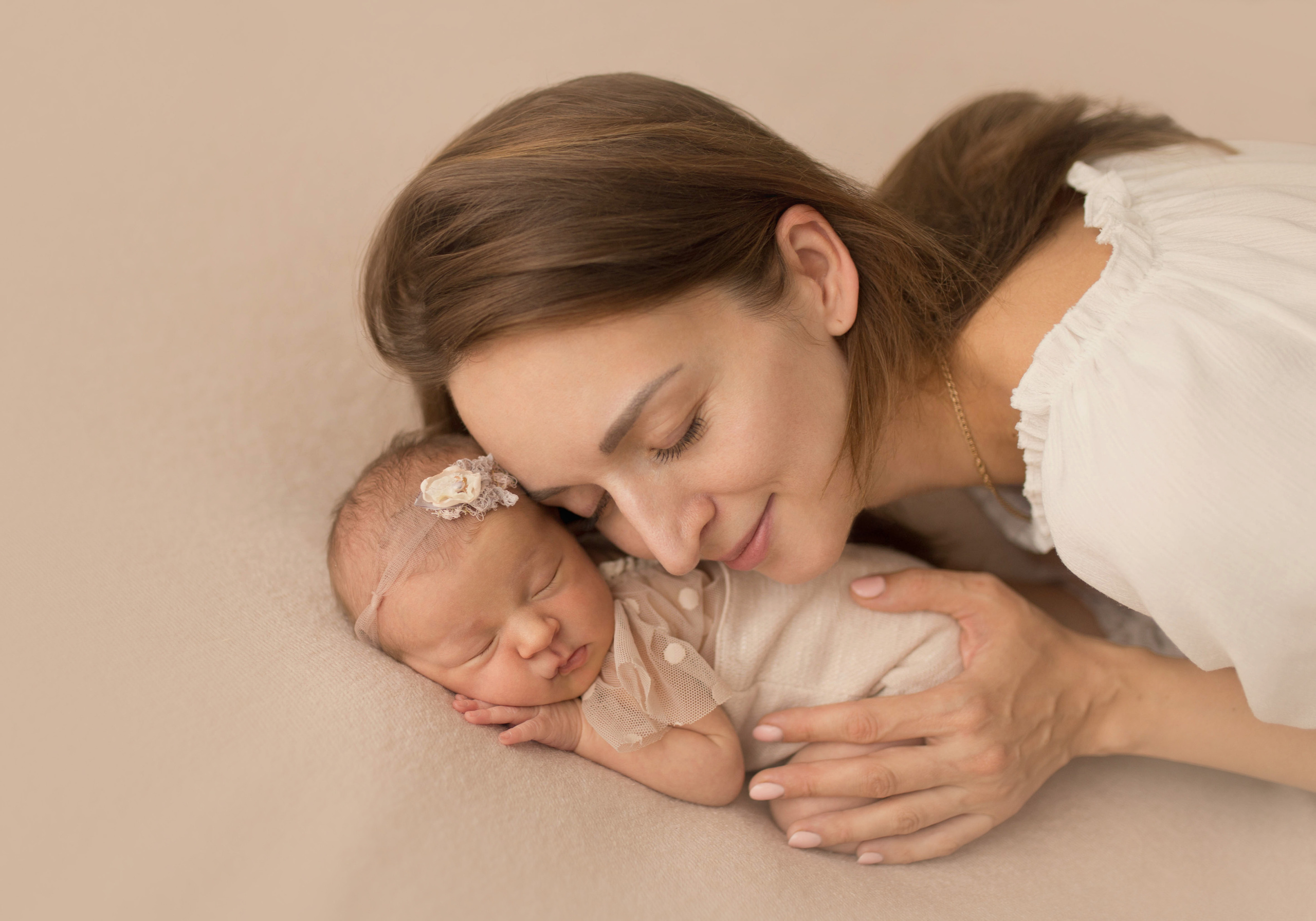 Фотосессия новорождённого. Фотограф новорождённых малышей и детский фотограф В Казани Лана Максим