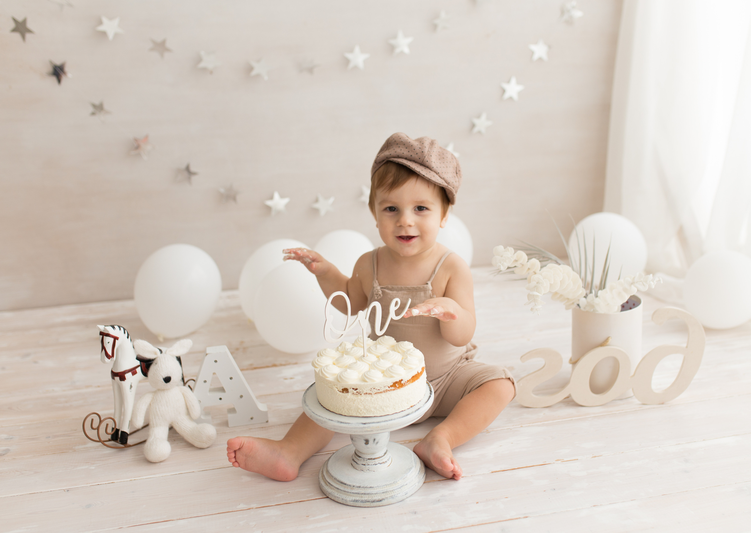 Фотосессия крушение торта в Казани. Фотограф новорождённых малышей и детский фотограф В Казани Лана Максим