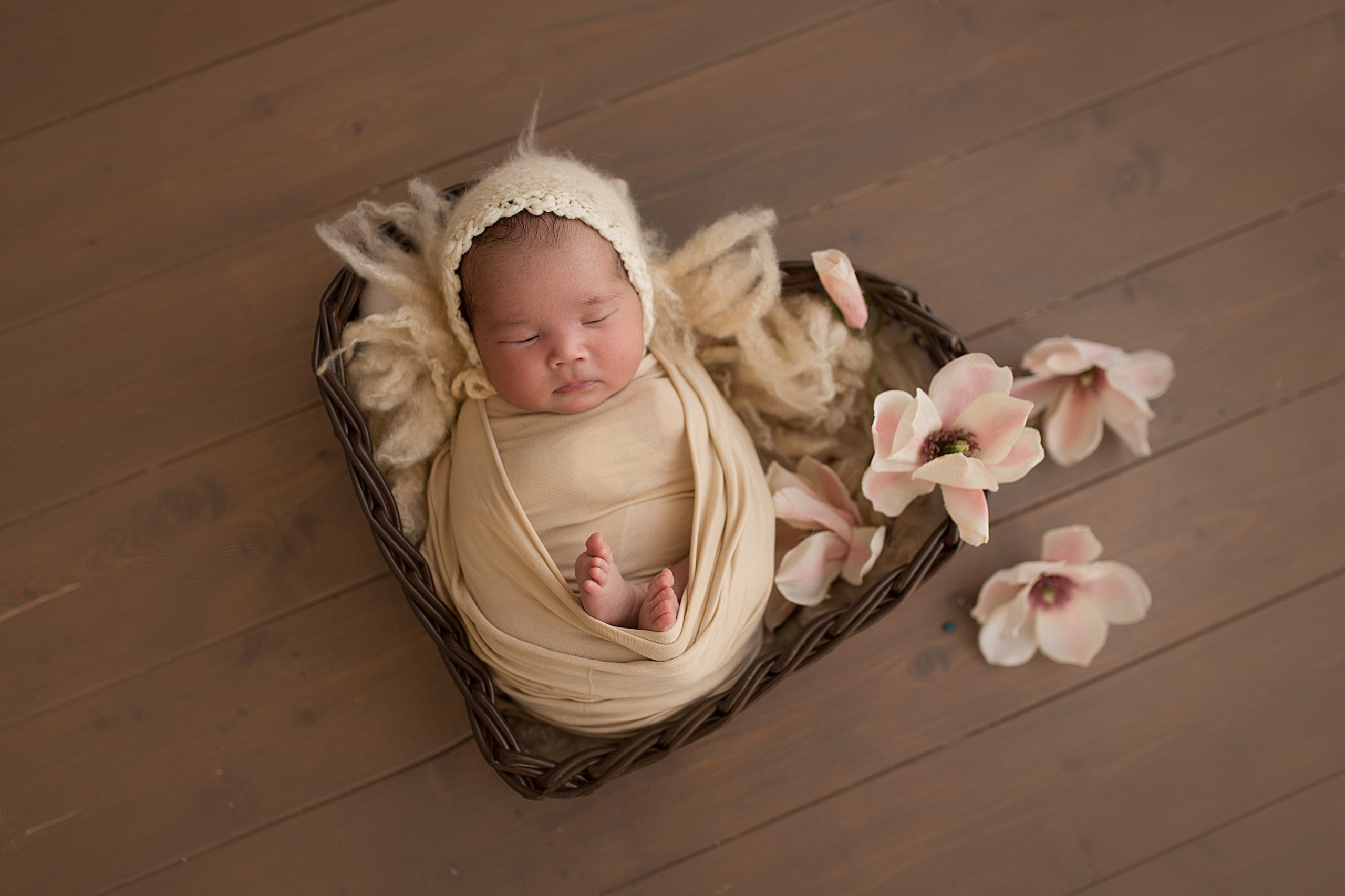 Фотосессия новорождённого. Фотограф новорождённых малышей и детский фотограф В Казани Лана Максим