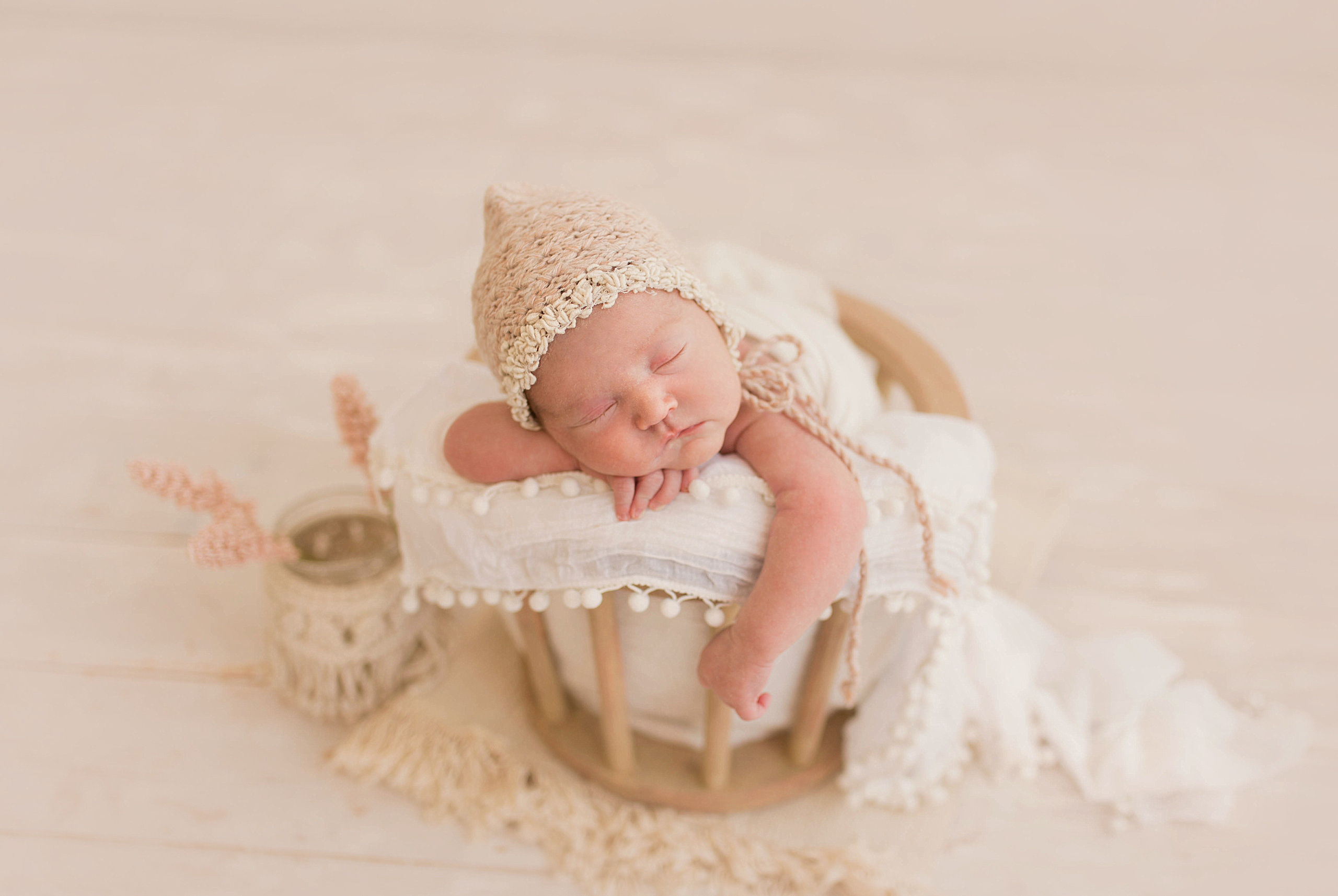 Фотосессия новорождённого. Фотограф новорождённых малышей и детский фотограф В Казани Лана Максим