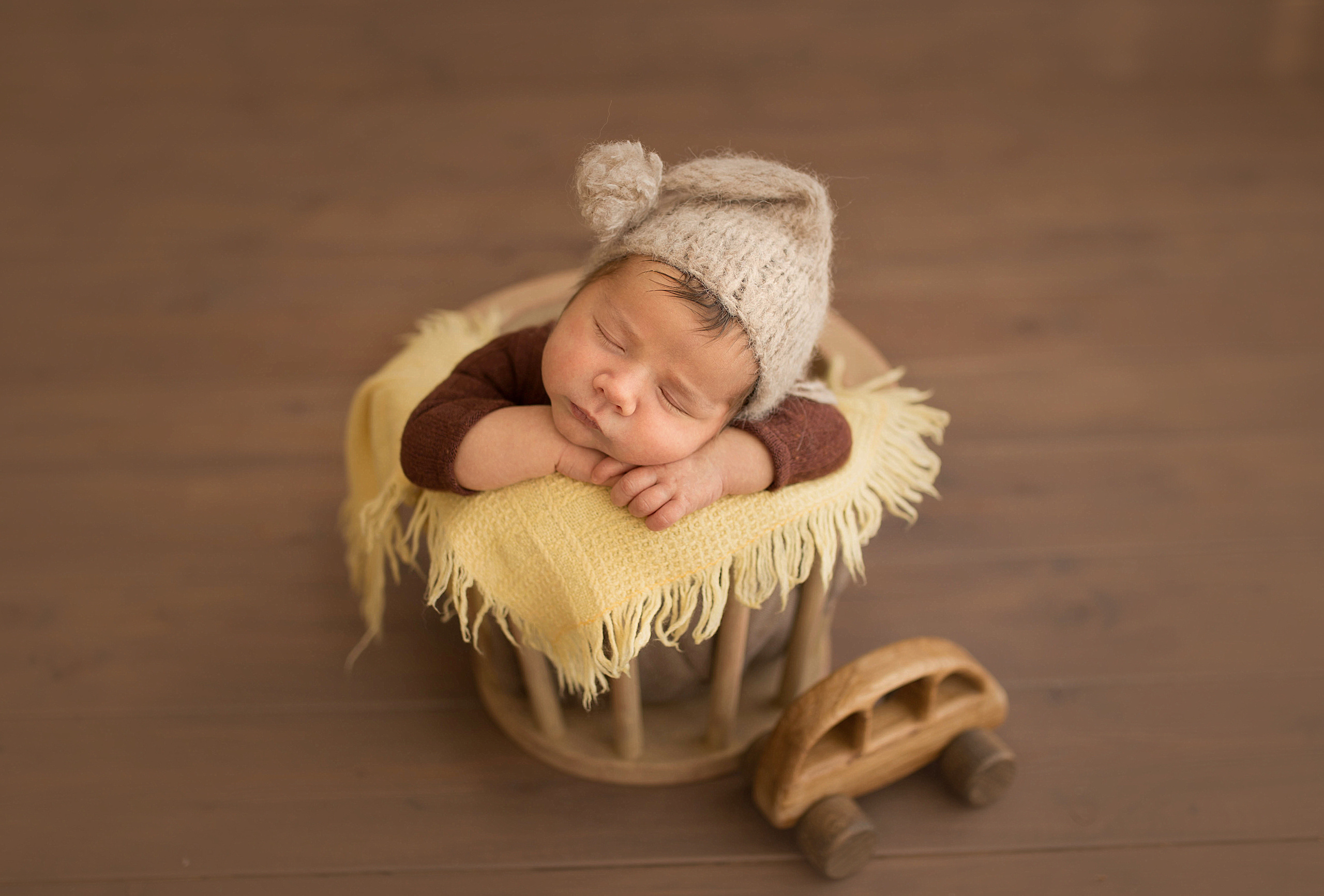 Фотосессия новорождённого. Фотограф новорождённых малышей и детский фотограф В Казани Лана Максим