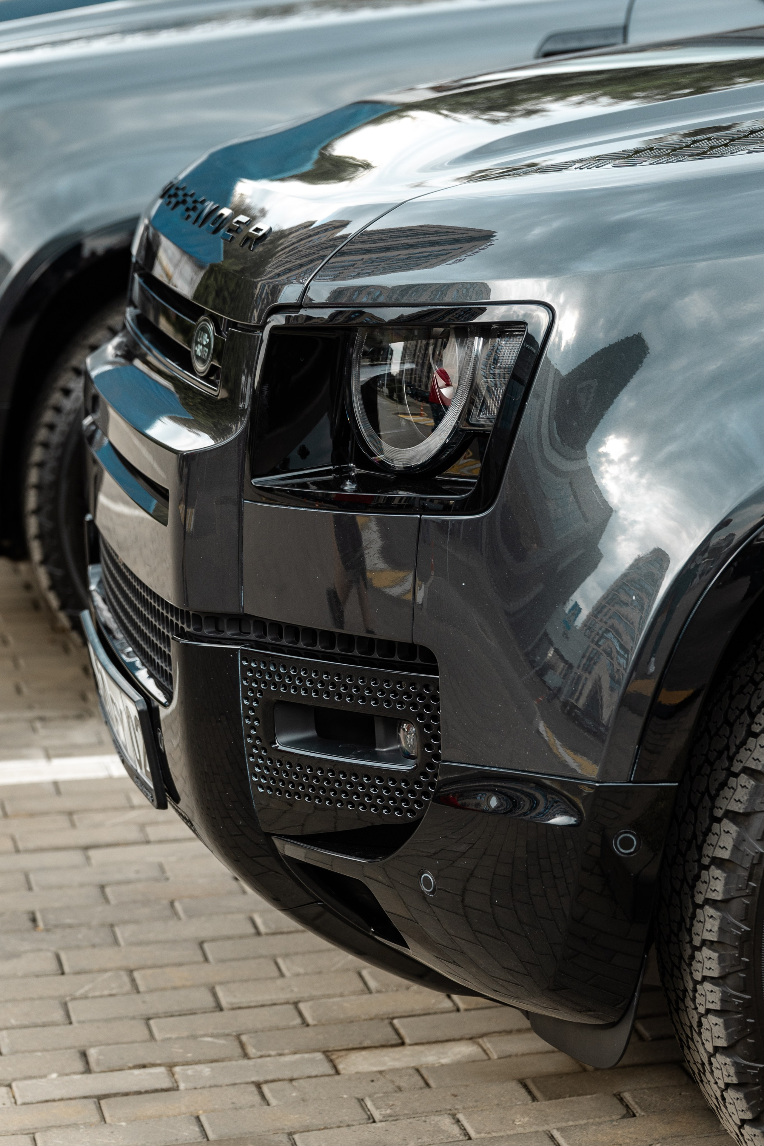 Репортражная съемка для автоцентра Land Rover Алматы. Коммерческий и репортажный фотограф в Алматы — Jora Abramov