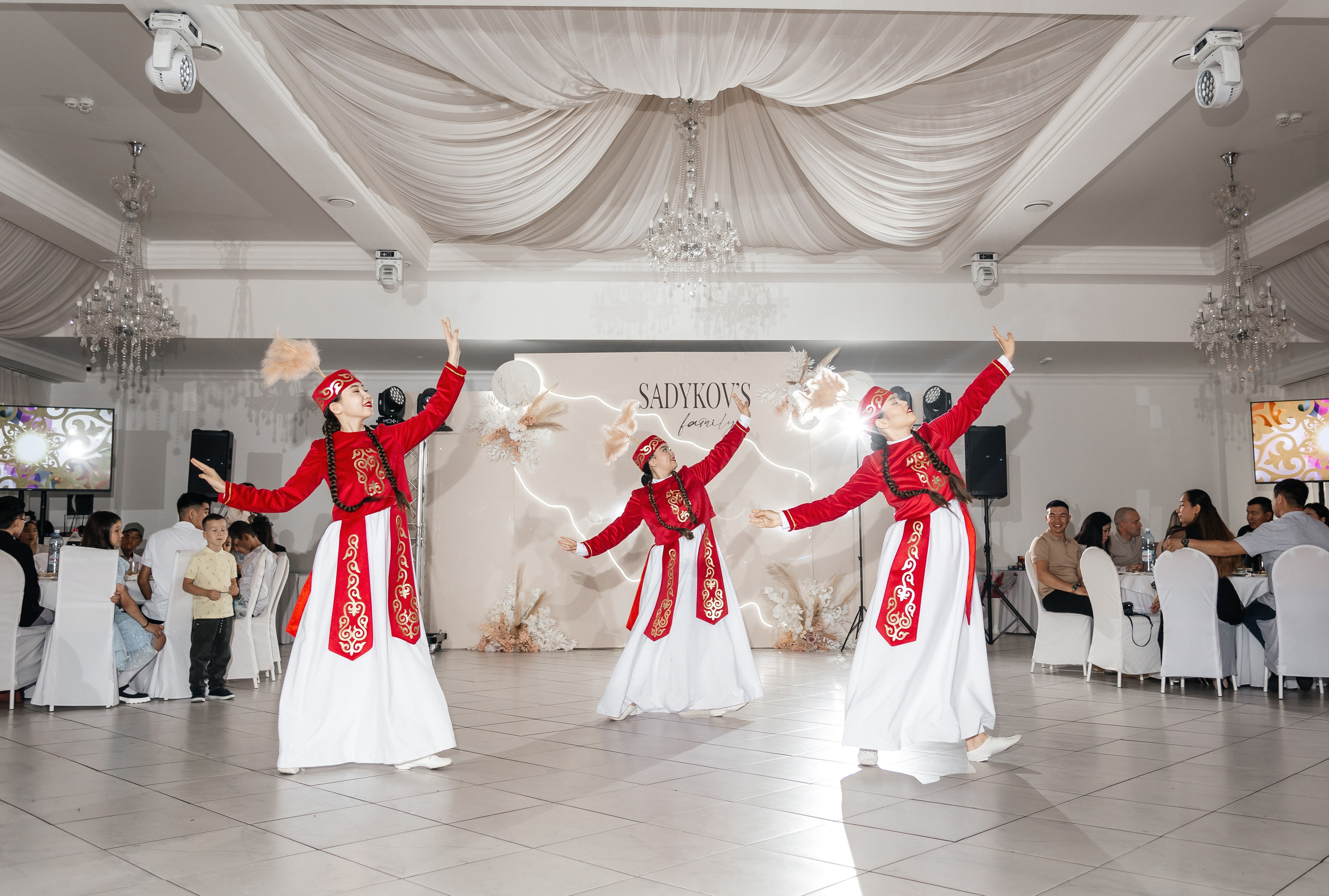 Кайрат & Гузель | 03.08.24. Свадебный и семейный фотограф в Омске Евгения Хакимова
