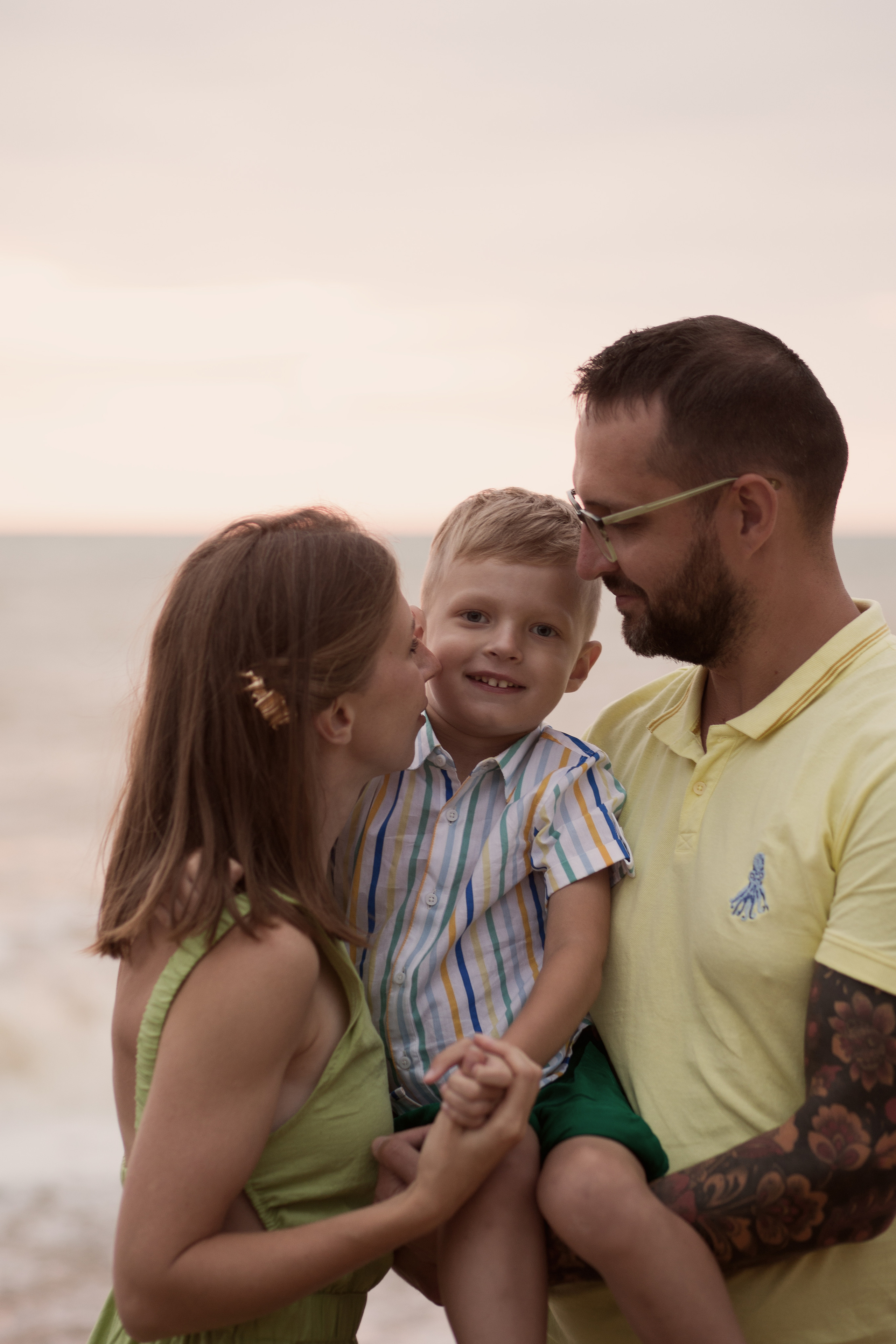 Людмила с семьей. Семейный и свадебный фотограф в Крыму и в Севастополе Сазонова Эля