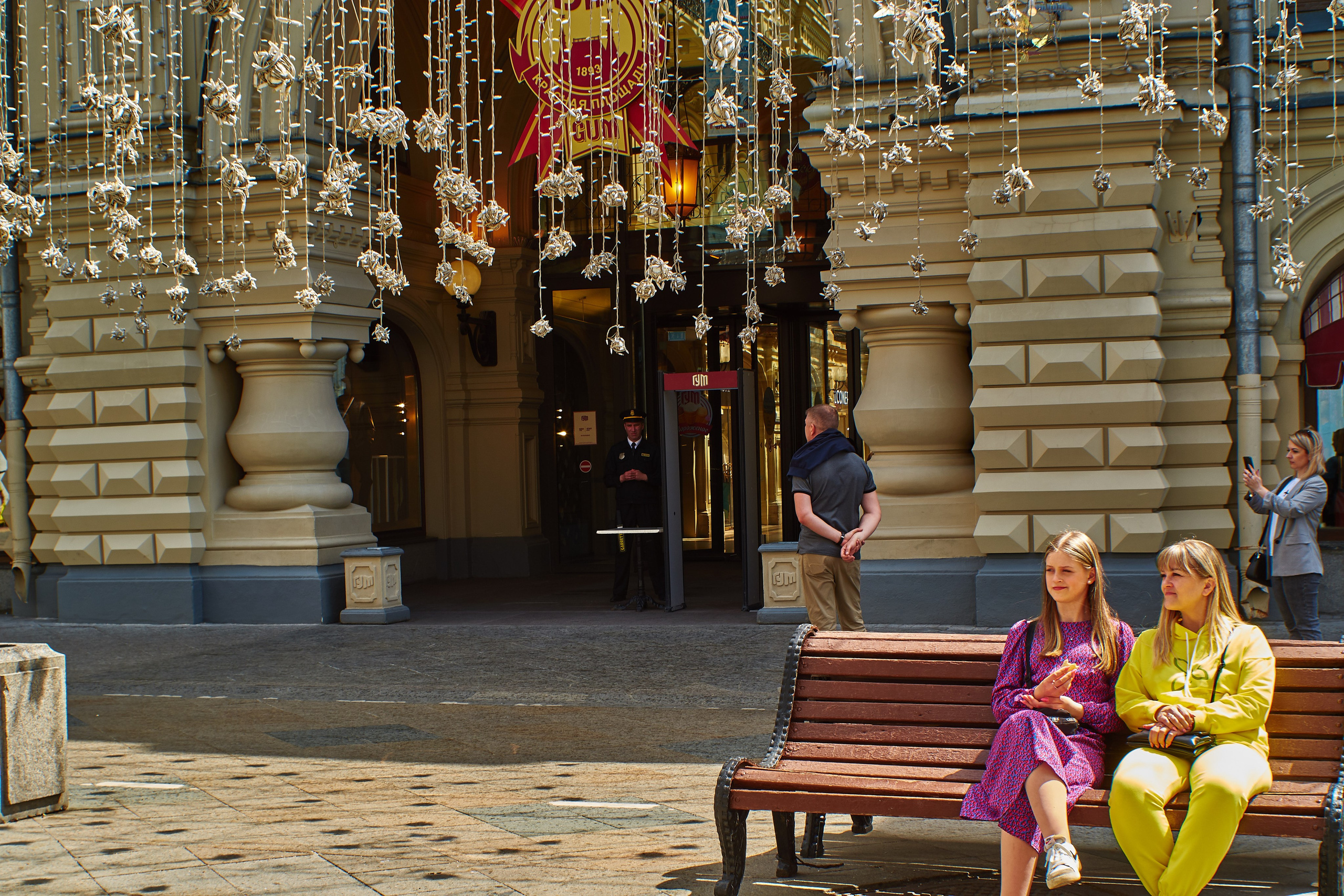 Женский портрет в стиле "Стрит". Сайт фотографа Виталия Дени