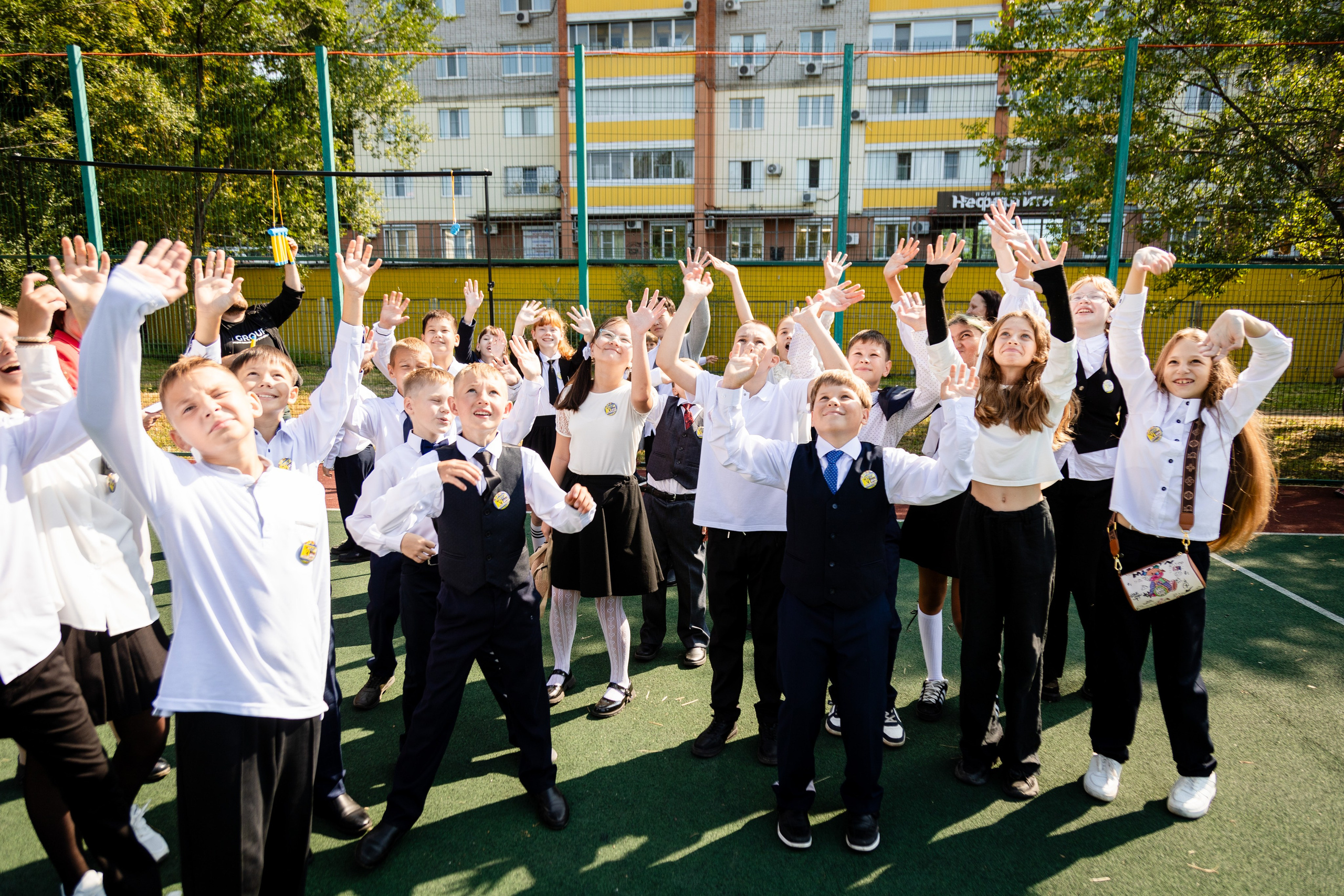 Гимназия № 50. Детский фотограф видеограф в Хабаровске Михаил Орлов