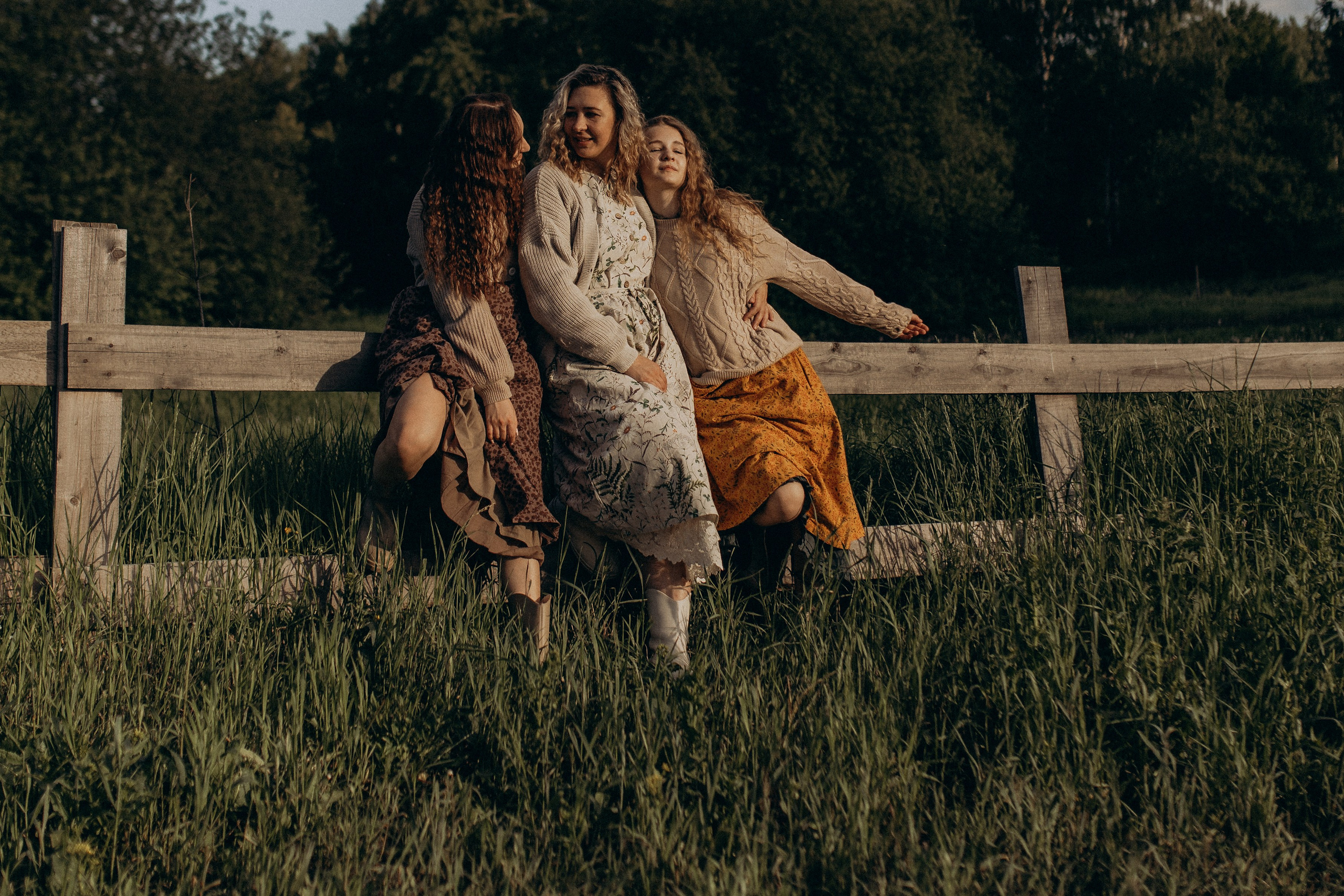 Настя с Дарьей и Ульяной. Семейный фотограф lifestyle в Новосибирске Елена Шпилевая