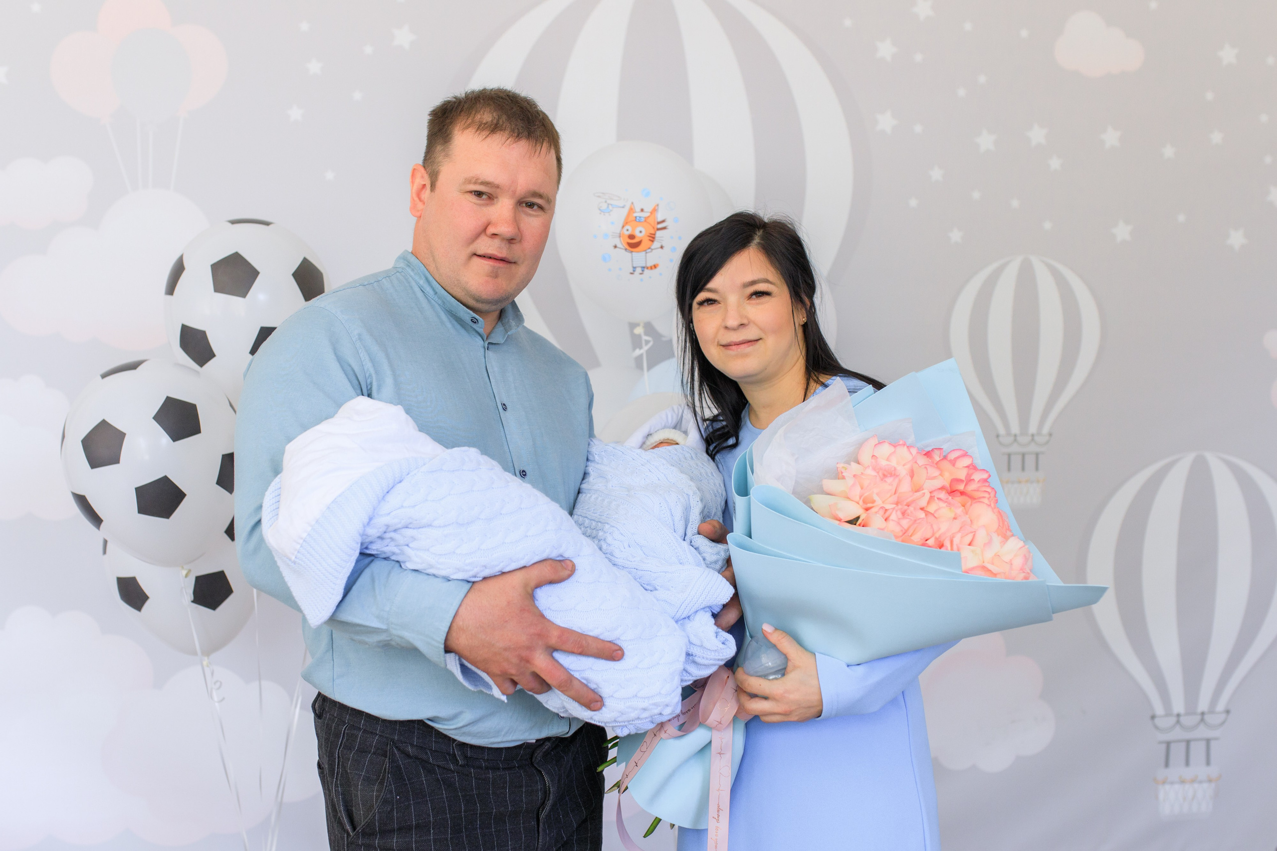 Съемка выписки из роддома. Фотограф в Уфе Ирина Идрисова