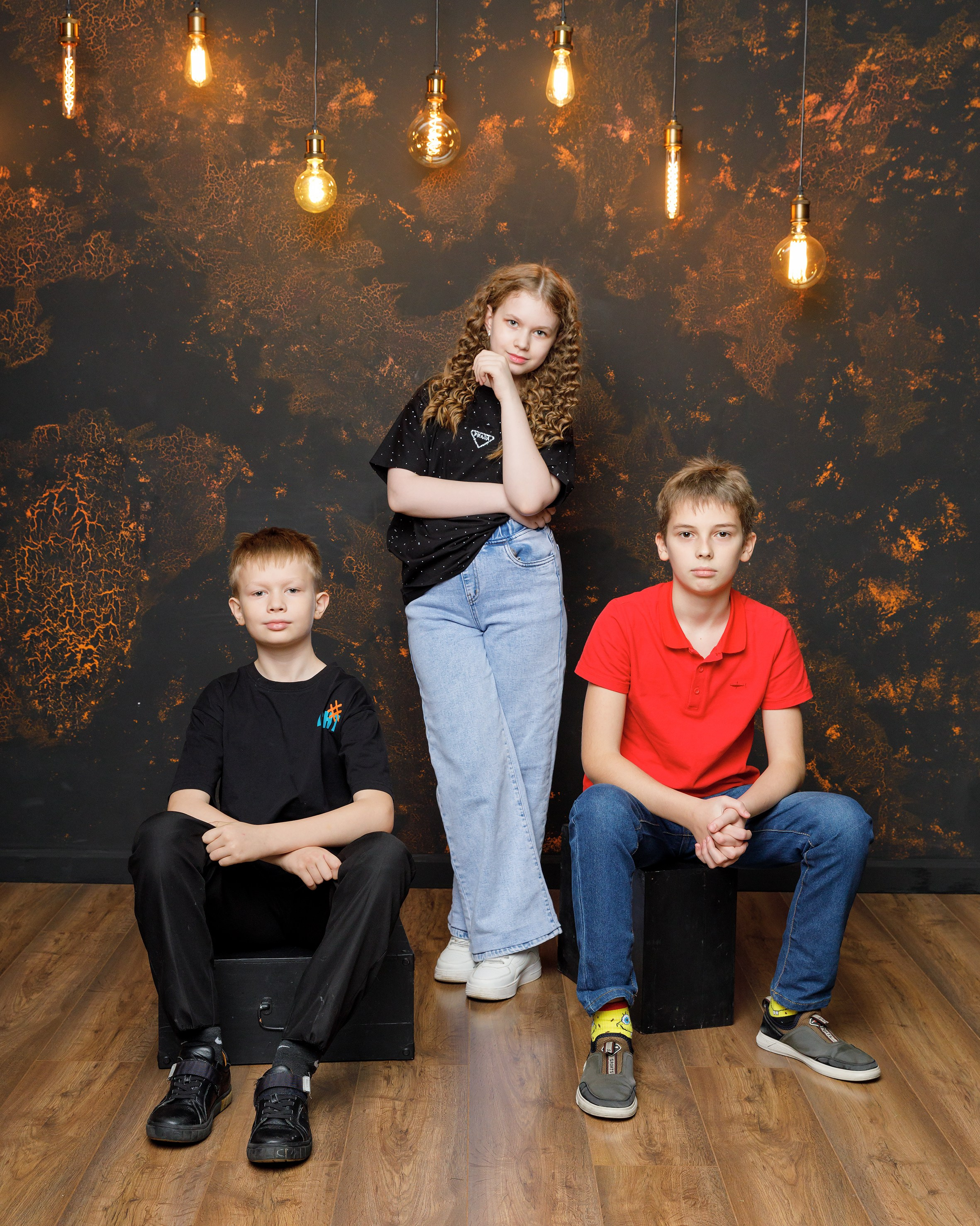 9-11 класс. Фотограф Анна Телекаева, выпускные альбомы, семейные и репортажные съемки в Омске