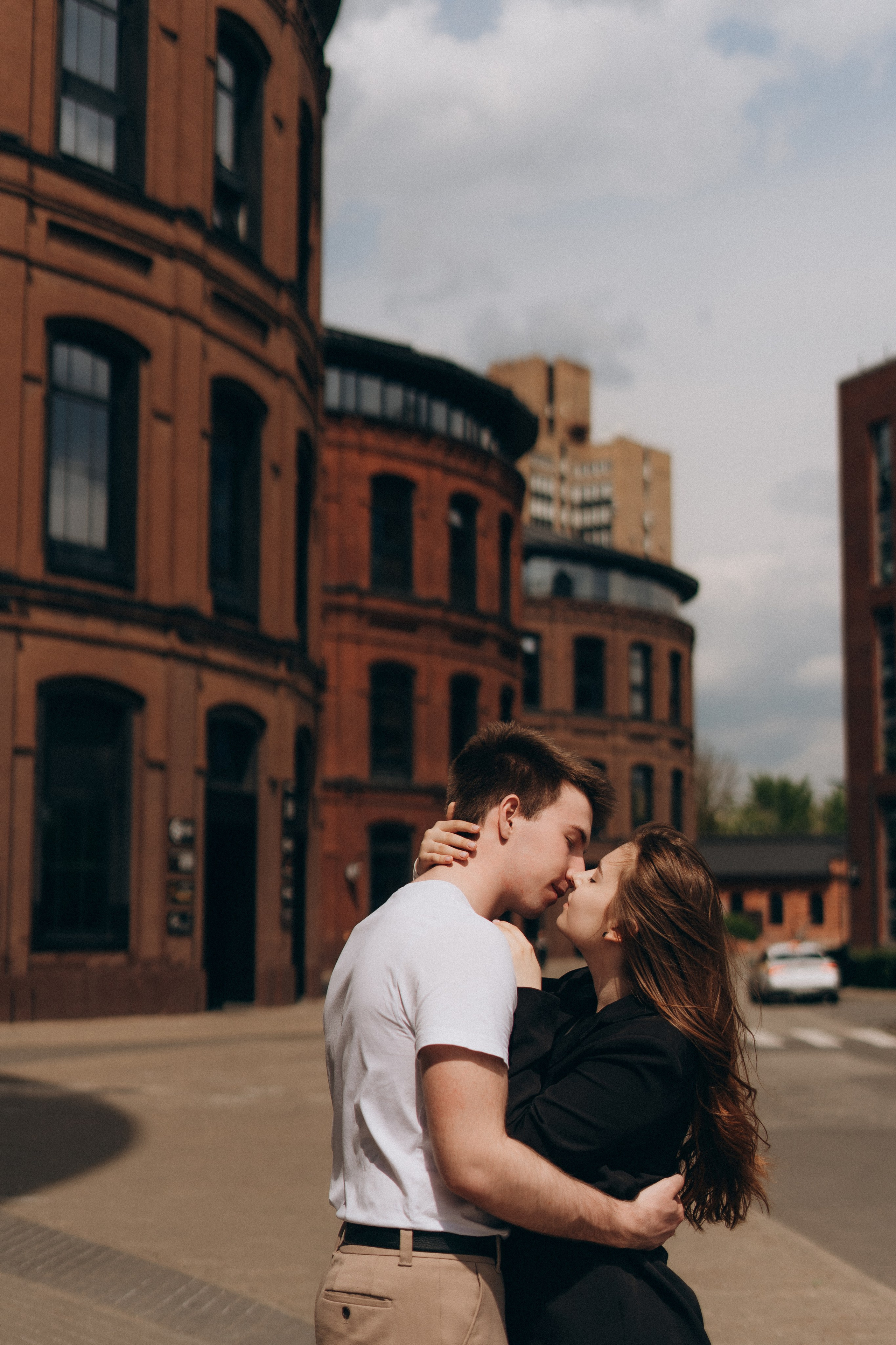 Юля и Даня | Прогулка по улицам Москвы. Фотограф Москва Виктория-Антуанетта