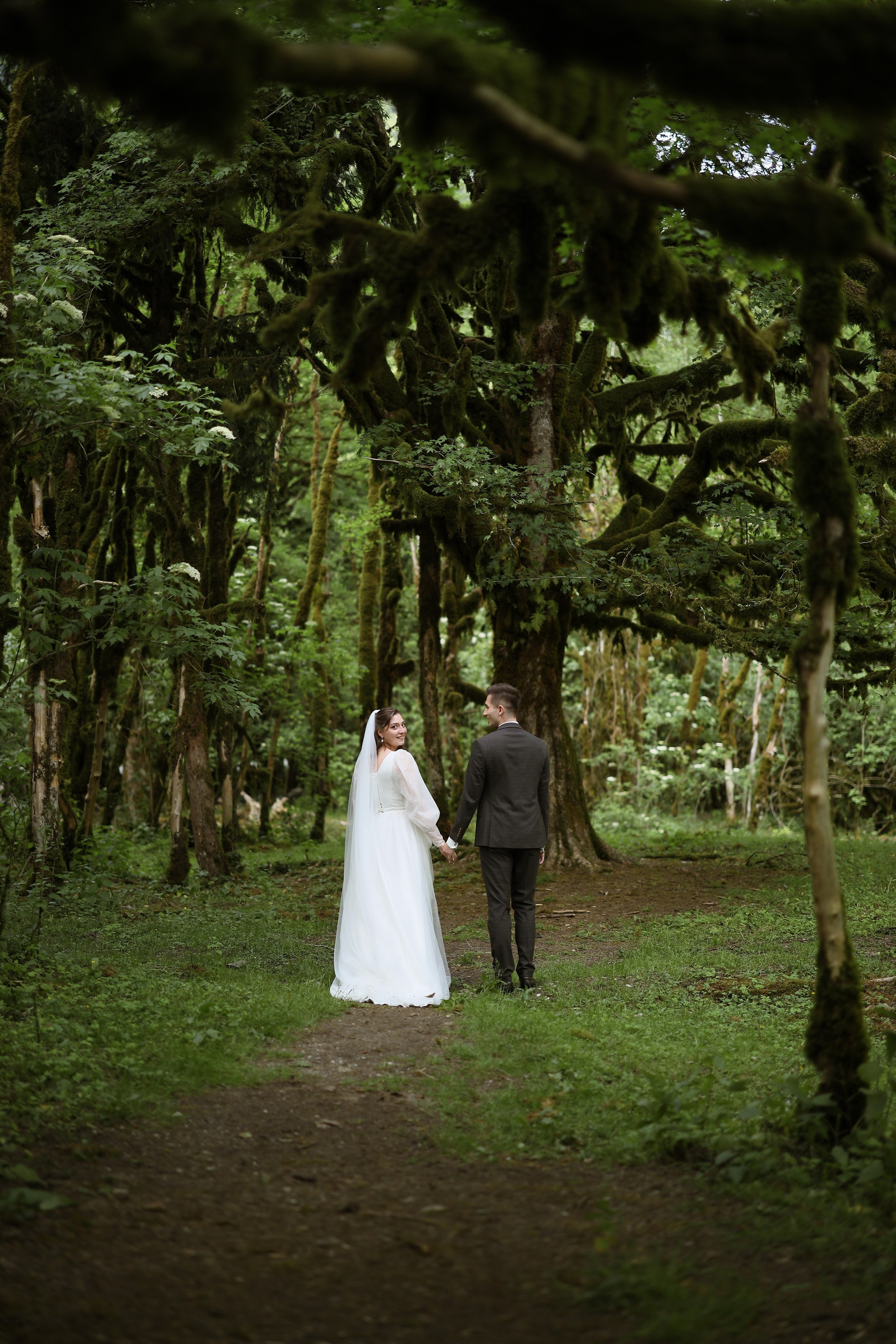 Свадебное Love story на озере Рица. Свадебный и семейный фотограф в Абхазии Жанна Соснина