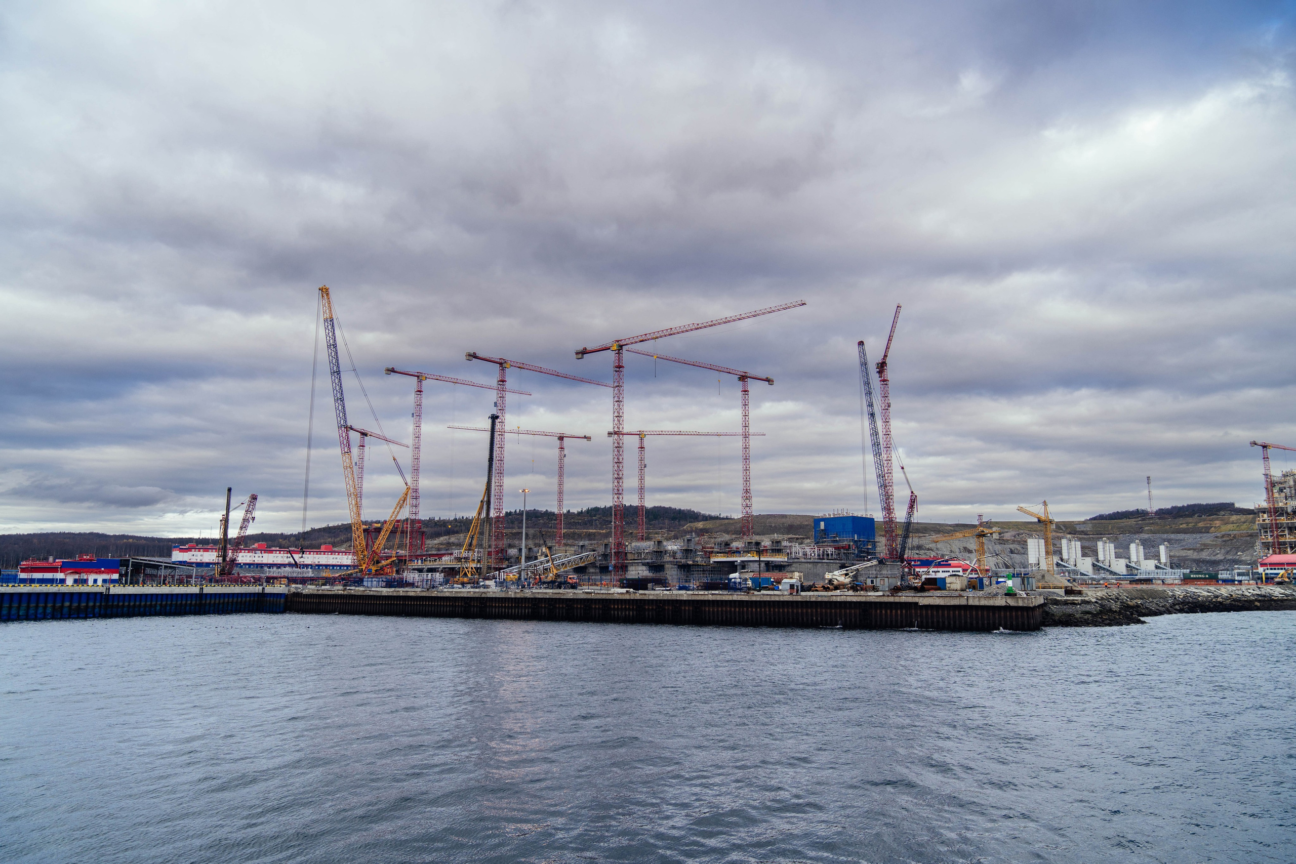 Промышленный фотограф в Москве — Слава Хабаров. Съемка производств и объектов по РФ. Главная