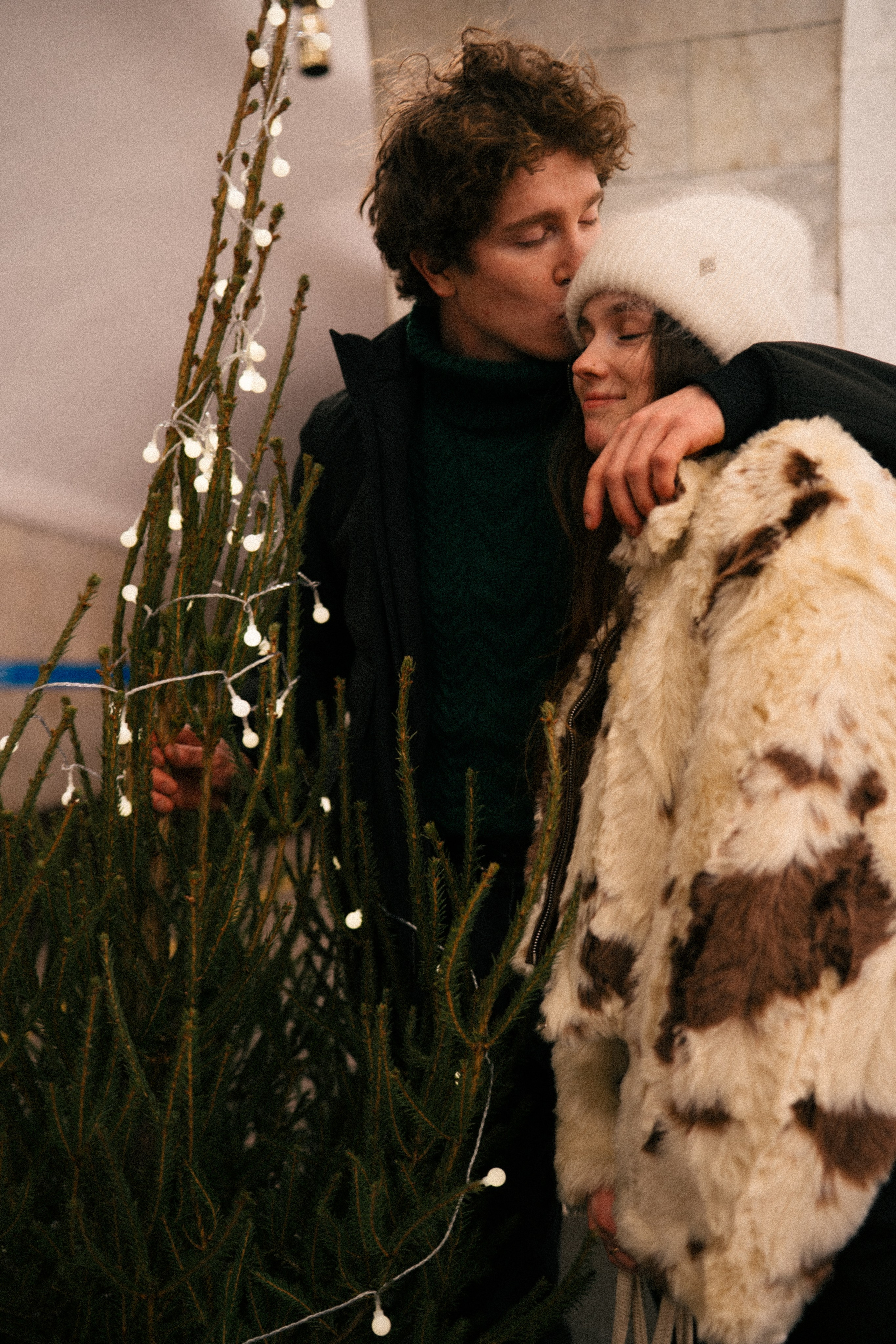 НОВОГОДНЯЯ ПРОГУЛКА ПАРЫ ПО ЧЕРНЫШЕВСКОЙ ПЕРЕД НОВЫМ ГОДОМ. Профессиональный фотограф, Санкт-Петербург — Виктория Богомолова