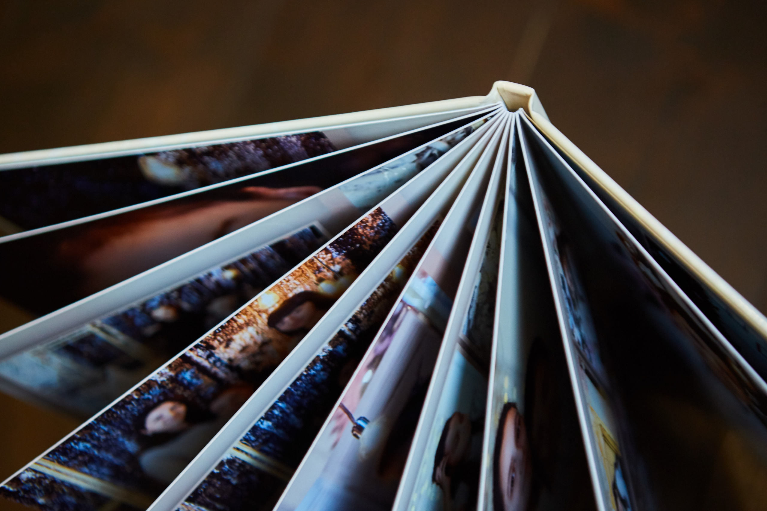 Трое красивых деток в стильном новогоднем интерьере. Фотохудожник Наталия Кирсанова