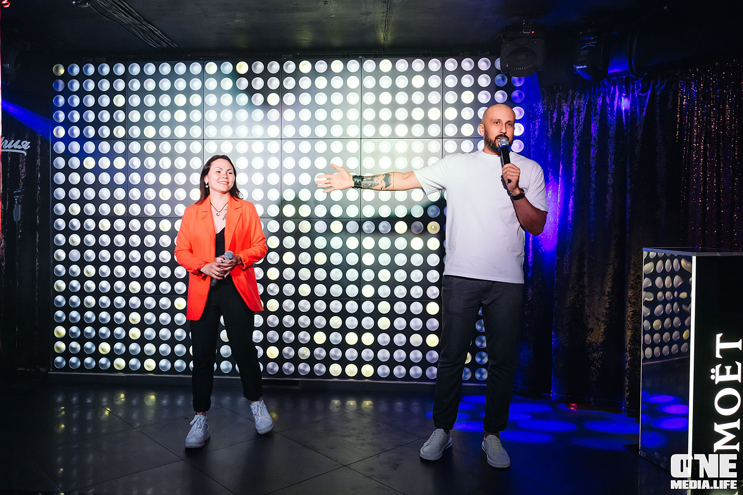 Фоторепортаж из караоке-клуба Эйфория. One Media Life: фоторепортажи, фотоотчеты с мероприятий и заведений