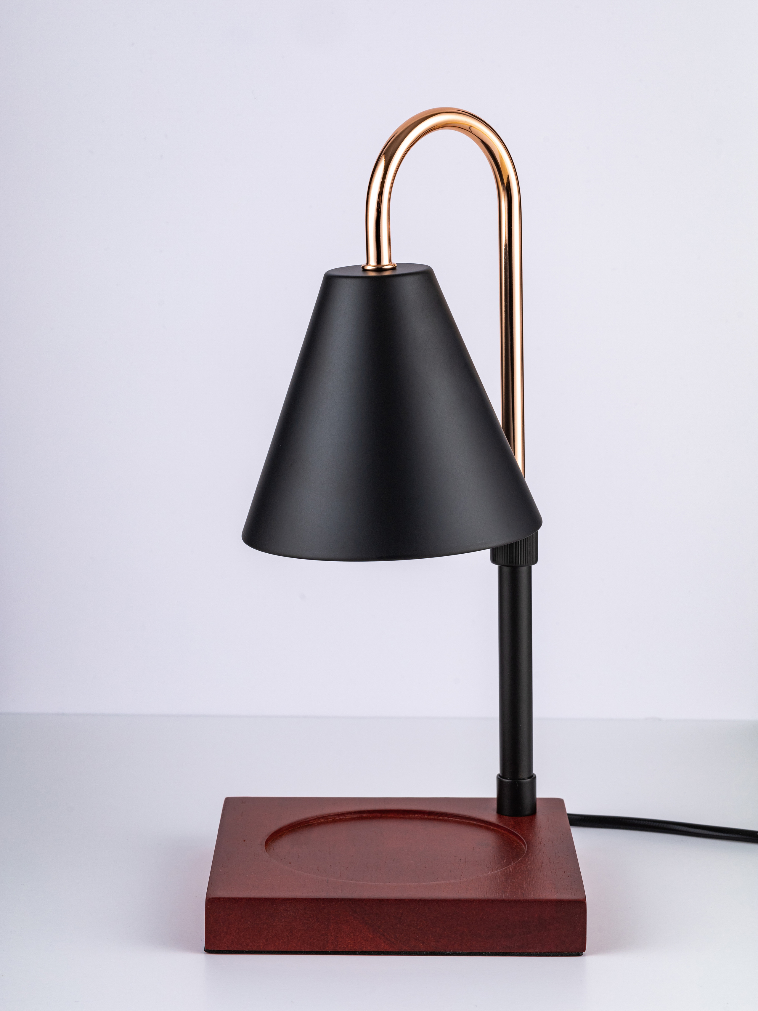 Лампа ароматическая. Уютная студия предметной съемки для маркетплейсов в городе Москва