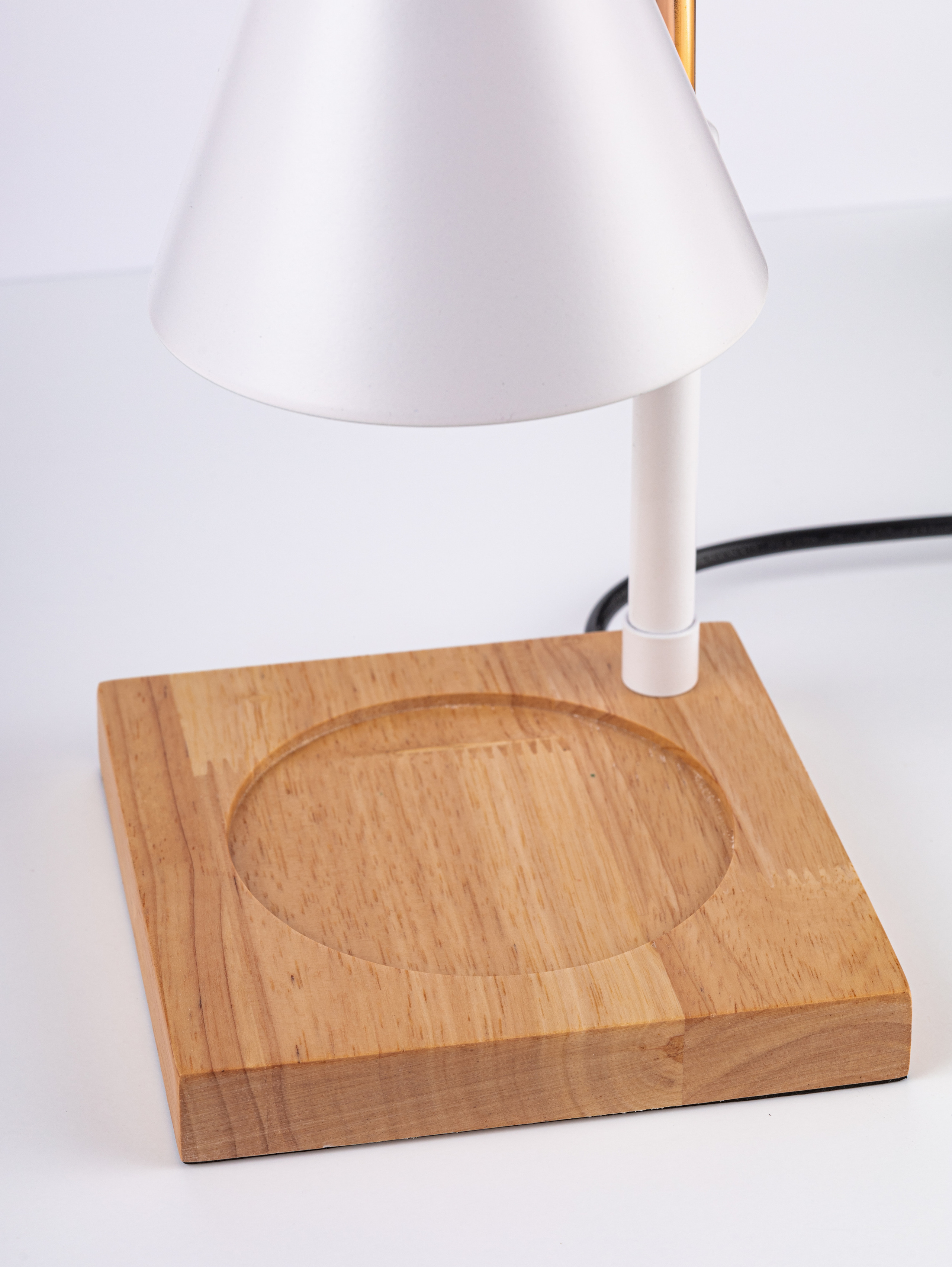 Лампа ароматическая. Уютная студия предметной съемки для маркетплейсов в городе Москва