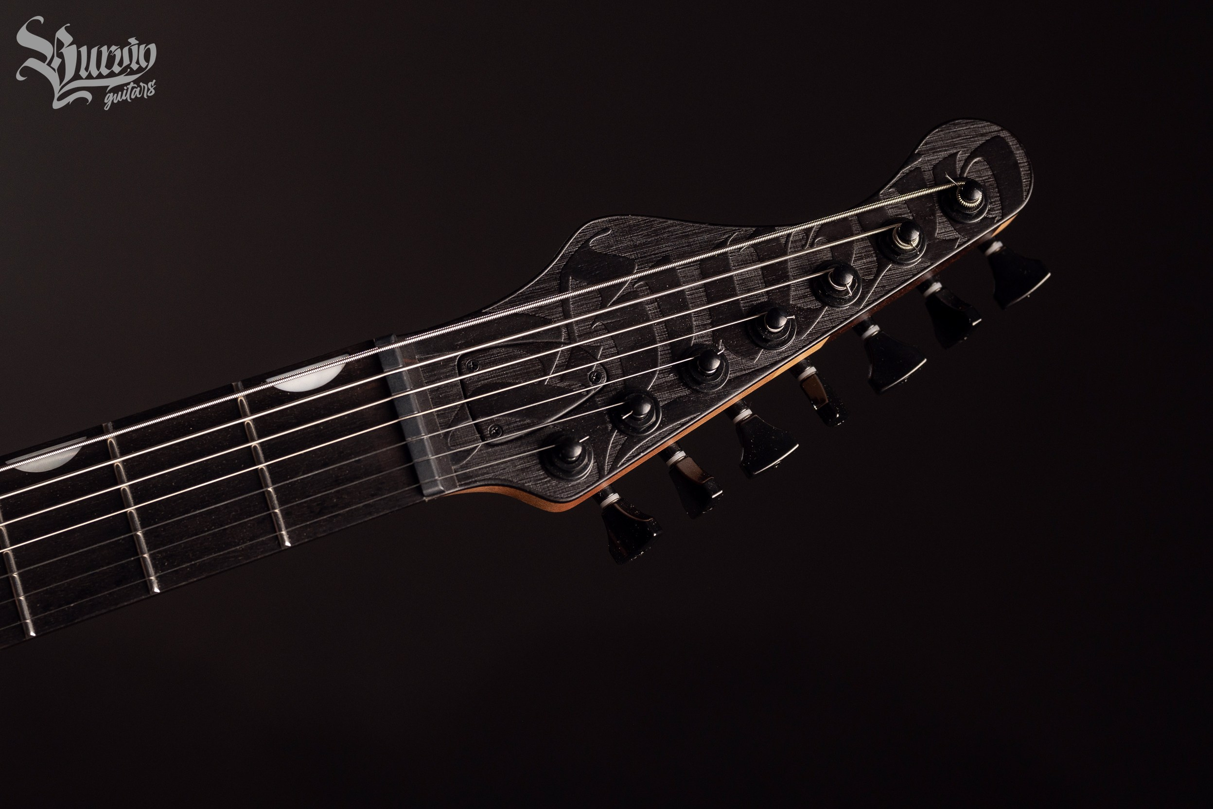 046 YAGA. Master of making guitars and basses to order