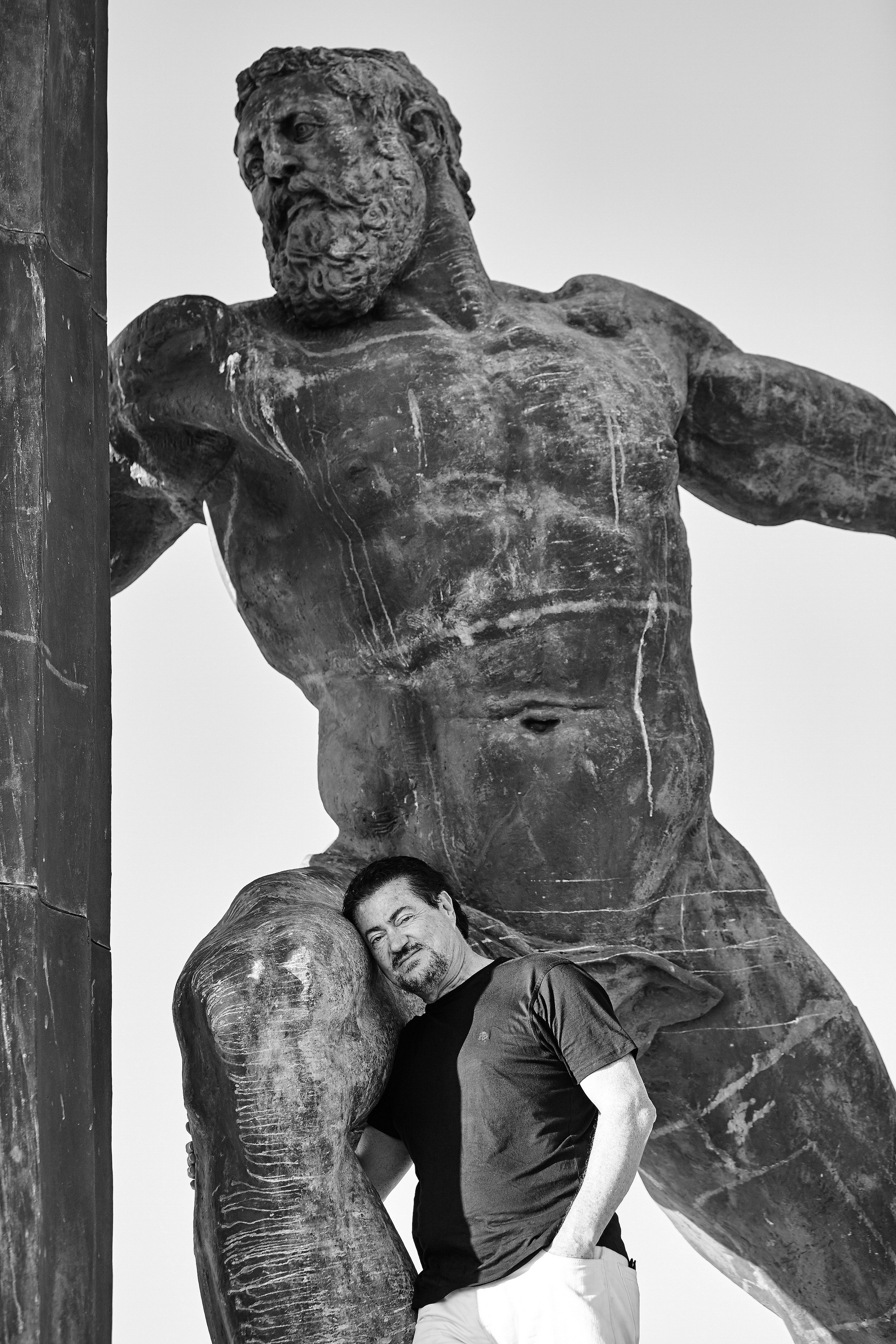 Ginnes Serran-Pagan. Художник. Скульптор. Поэт. Философ. Фотографирую масштабные события, людей и их истории по всему миру. Константин Трубников