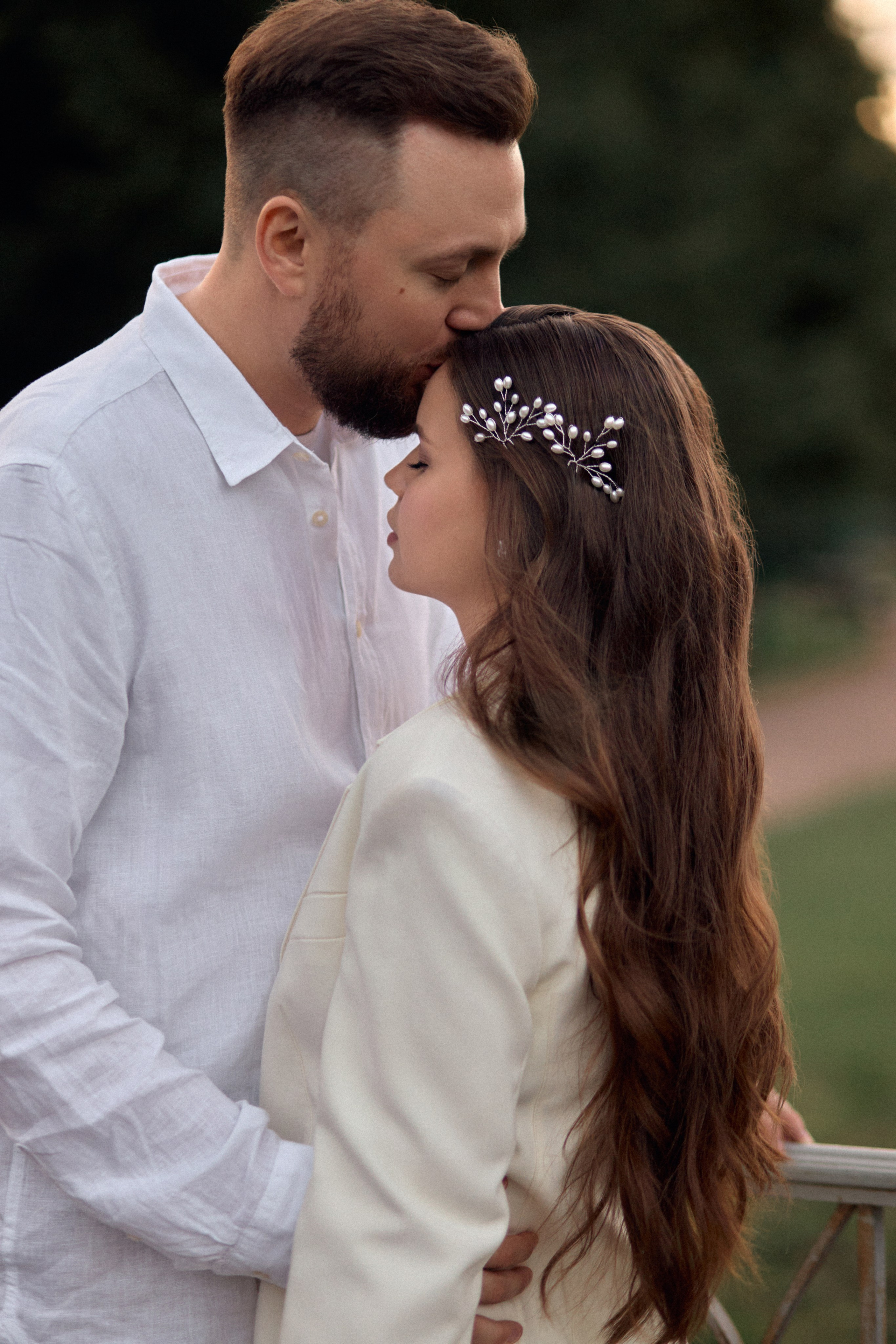 Летняя свадебная фотосессия на Чернышевской. Сестры Карабаза. Фотографы и ретушеры в Москве и Санкт-Петербурге