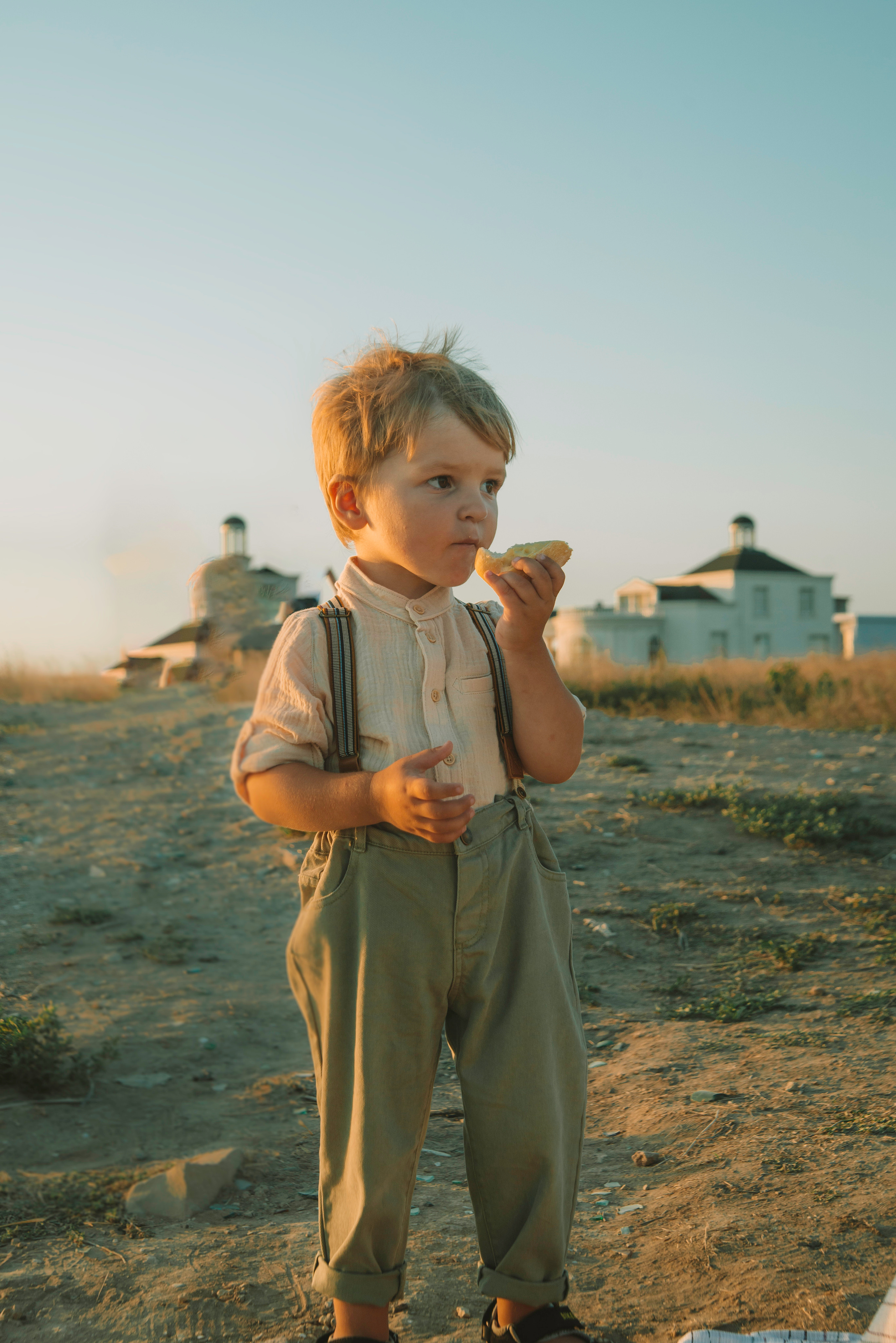 Семейная фотосессия на утёсе у обрыва. Семейный, детский фотограф в Минске Вероника Гапоненко