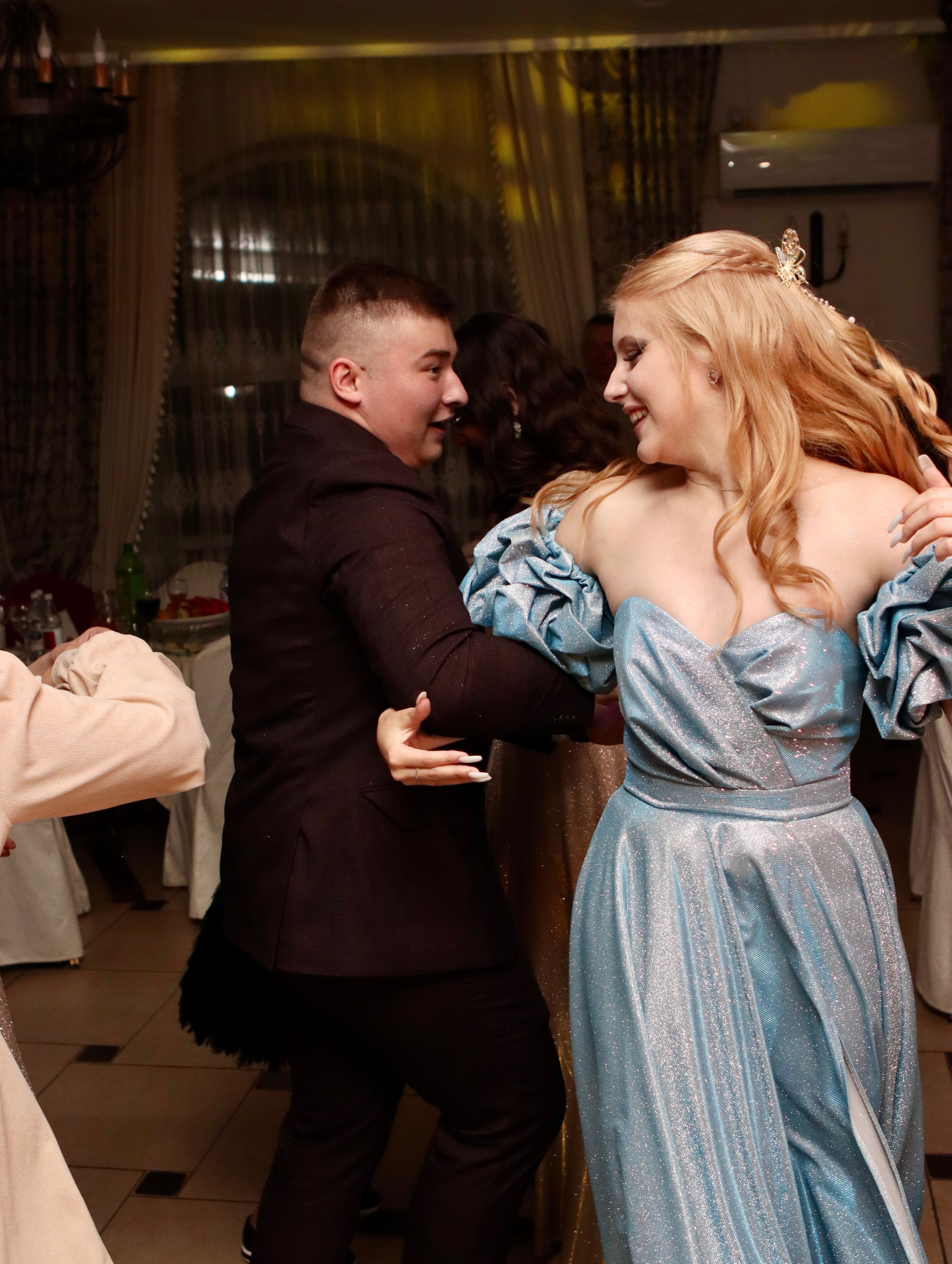 Школьный выпускной. Фотограф в Курске Смирнов Евгений