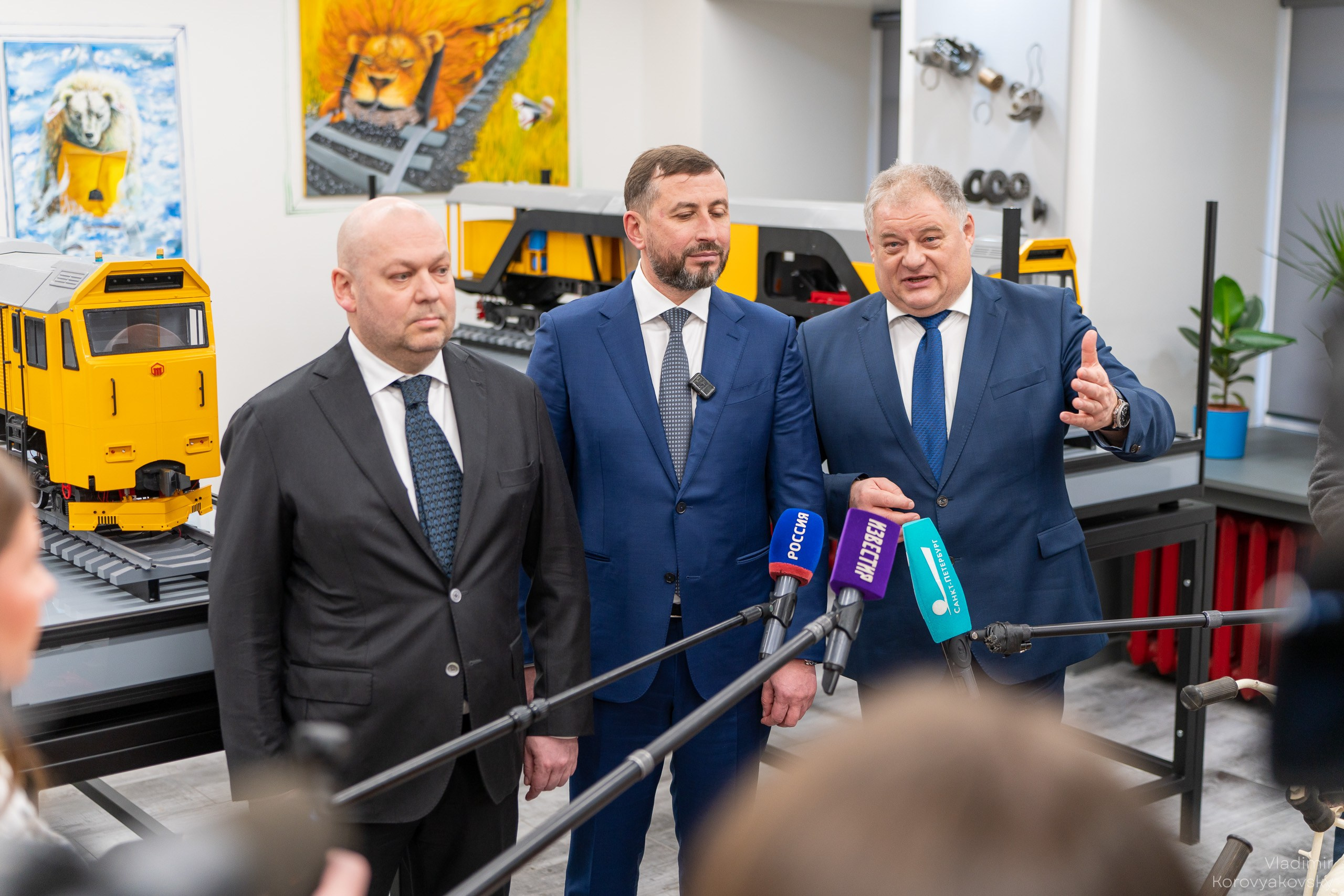 Открытие лабораторий. Фотограф Владимир Коровяковский