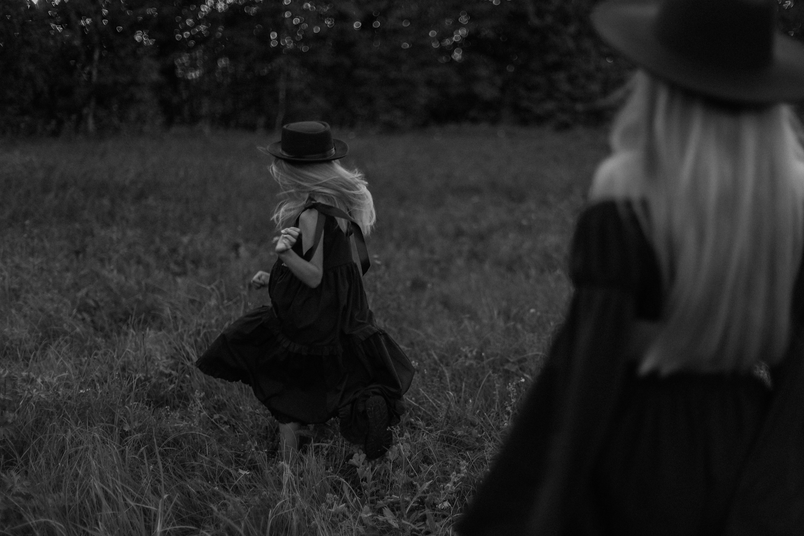 Не отпускай мою руку. Фотограф — Ольга Косолюкина