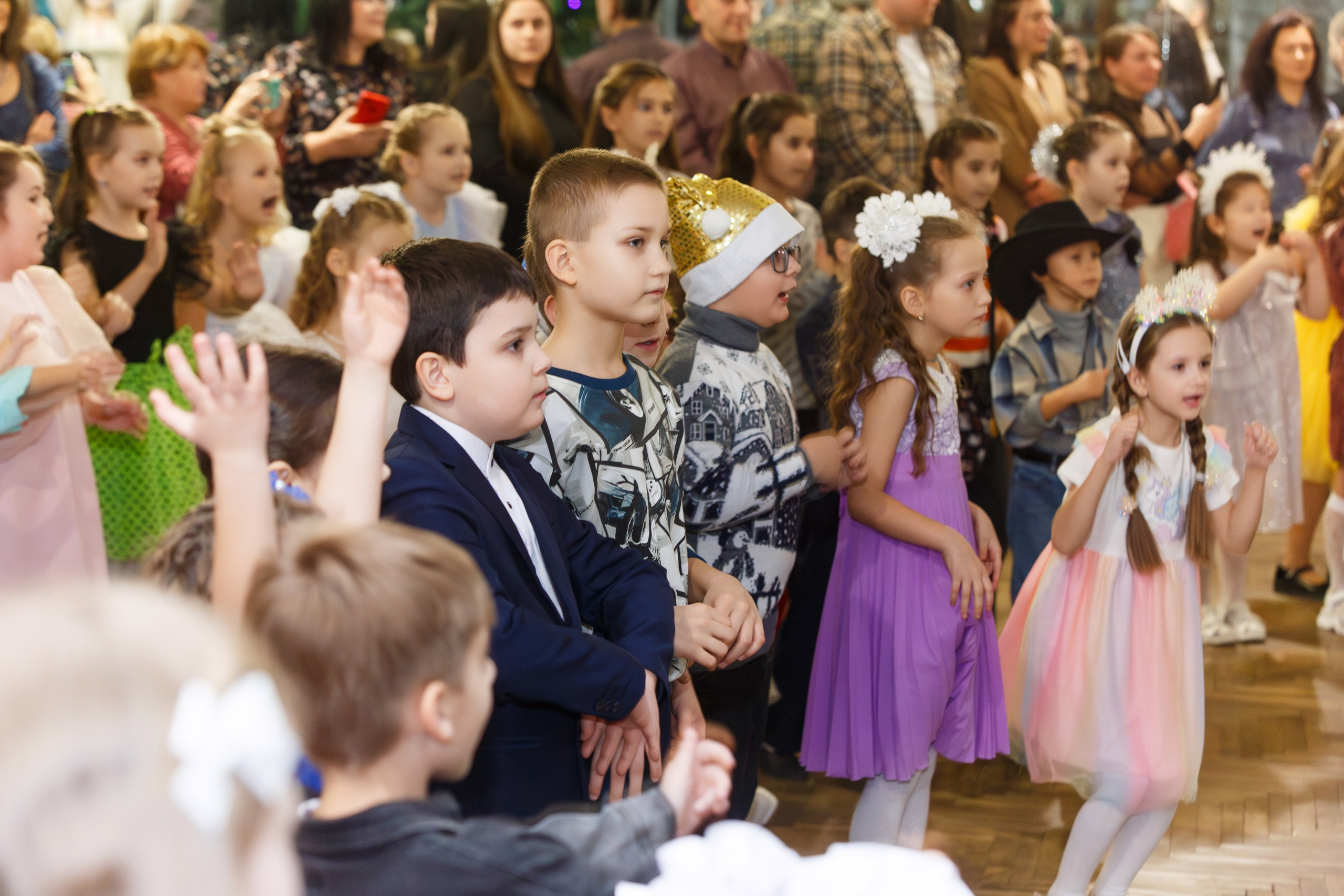 Театр-студия «ОК"ФАНТАЗИЯ» — „НОВЫЙ ГОД С ФАНТАЗИЕЙ“. Профессиональный фотограф в Мценске и Орловской области