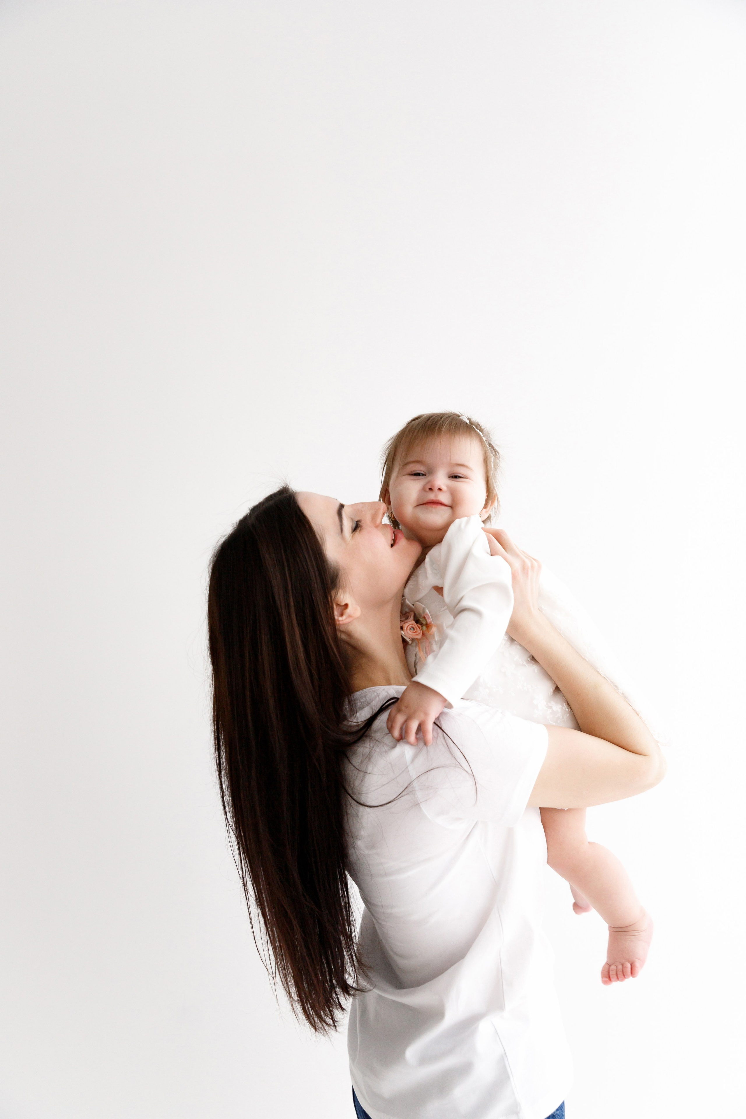 Годик Алисе. Фотограф новорожденных Славянск-на-Кубани Куцевольская Екатерина