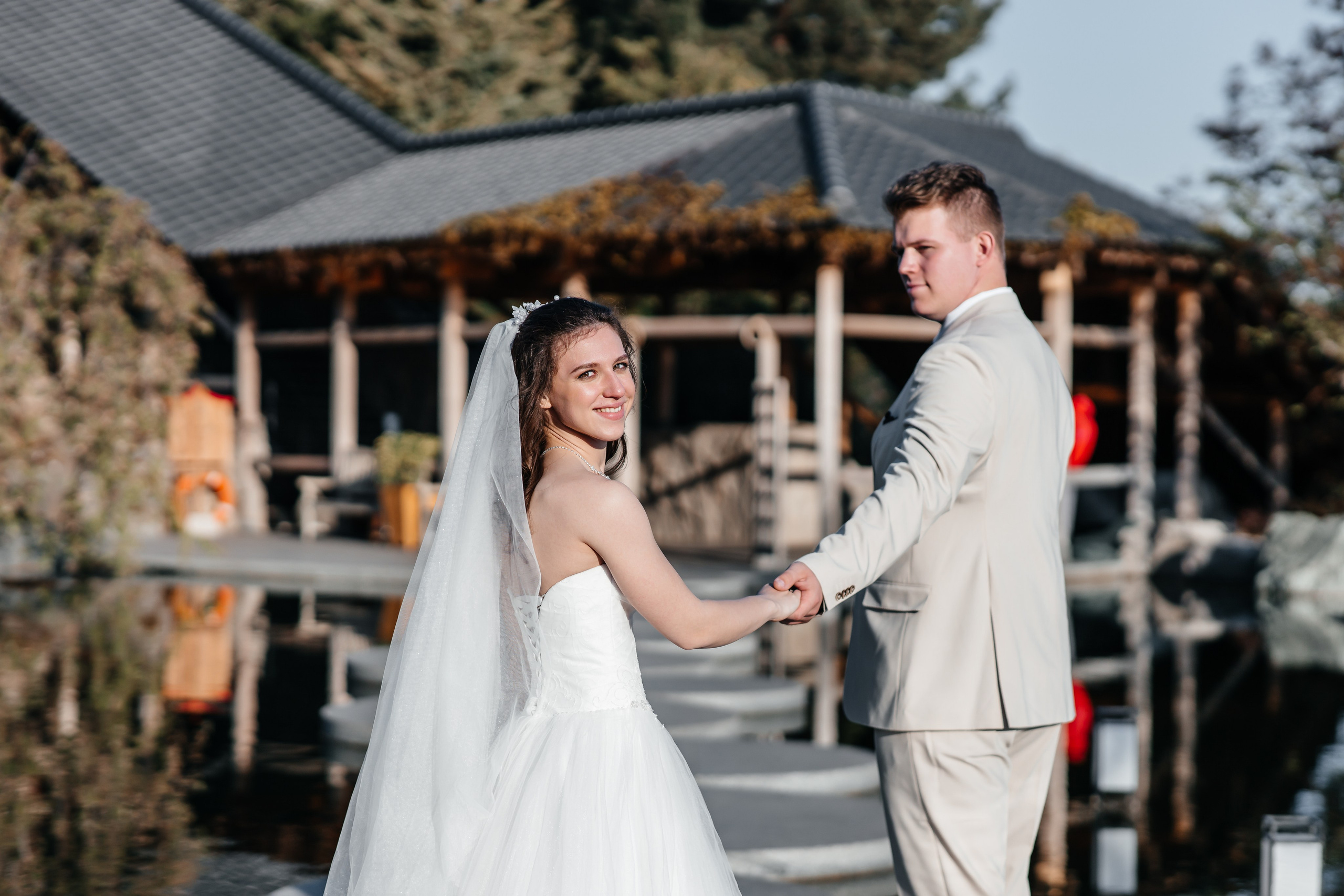 Сакура в Японском саду. Анонс свадьбы для Никиты и Марины. Свадебный фотограф в Крыму и Севастополе Ольга Баскакова