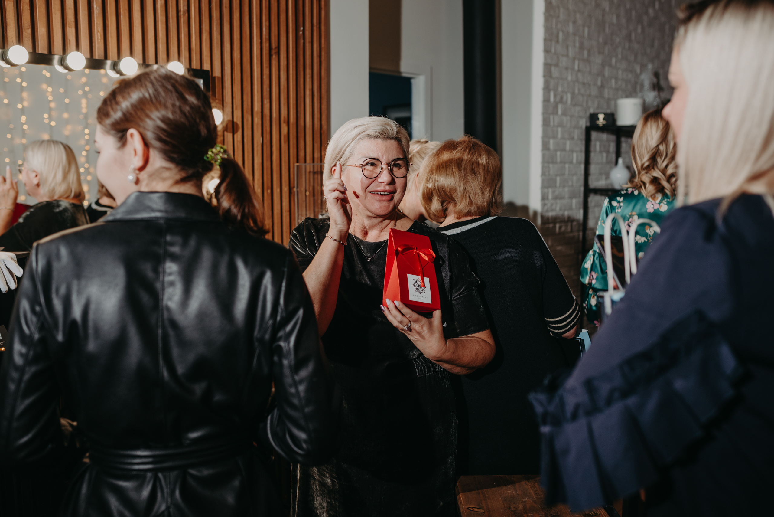 Корпоратив Академия Научной Красоты. Фотограф в Москве Илья Максимов