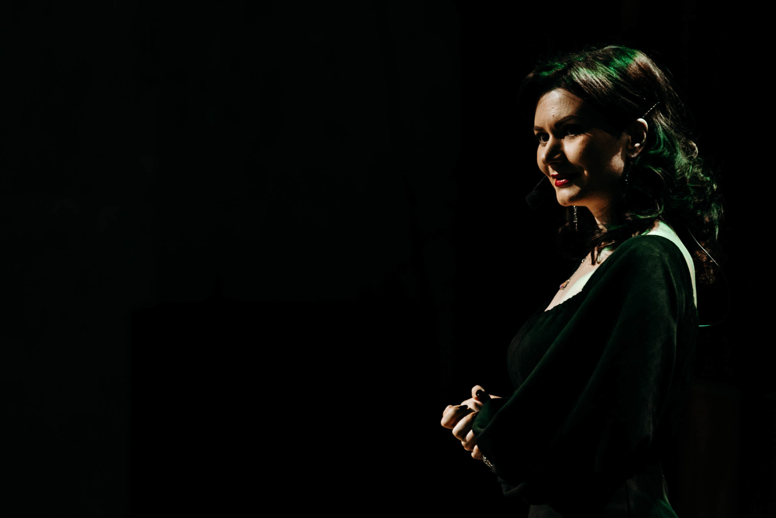 Спектакль Темные Аллеи. Фотограф в Москве Илья Максимов