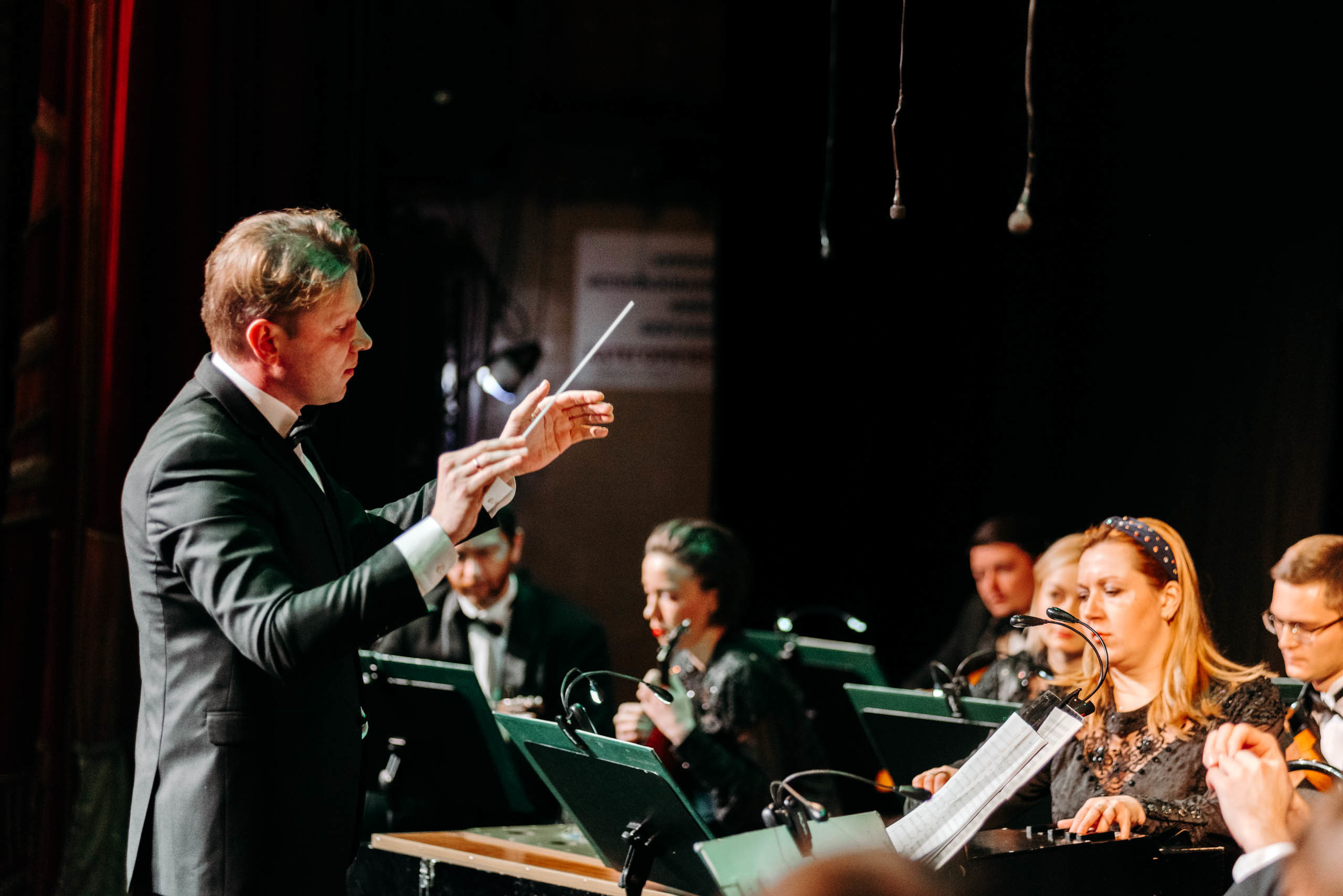 Спектакль Темные Аллеи. Фотограф в Москве Илья Максимов