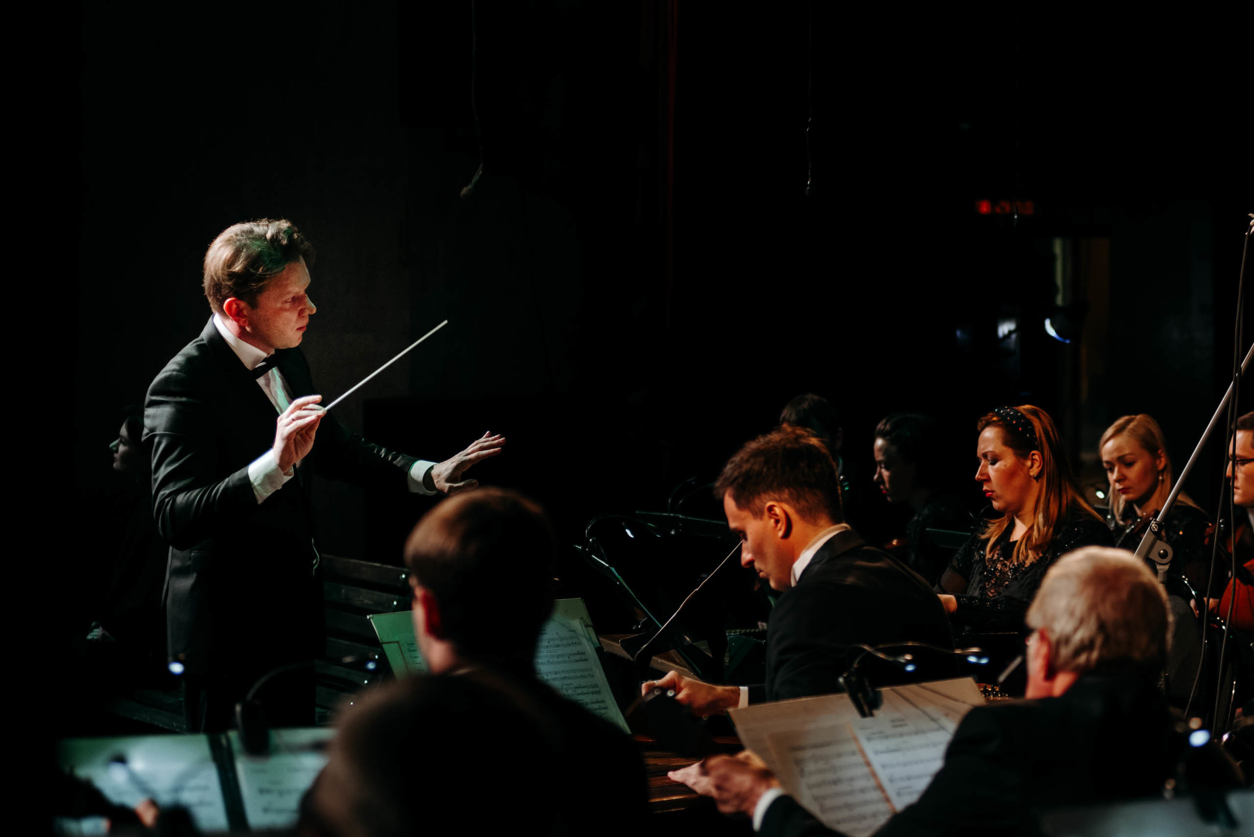 Спектакль Темные Аллеи. Фотограф в Москве Илья Максимов