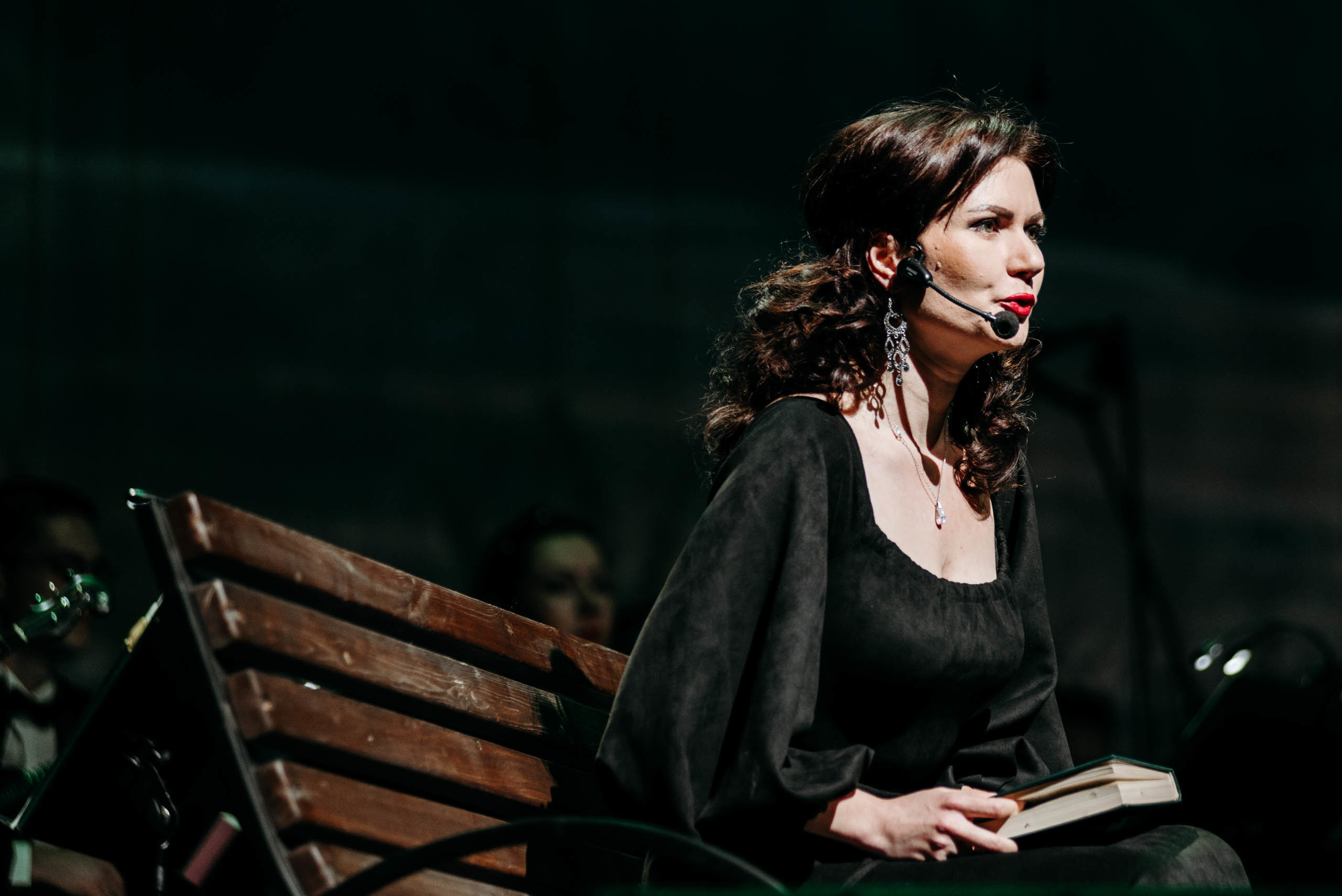 Спектакль Темные Аллеи. Фотограф в Москве Илья Максимов