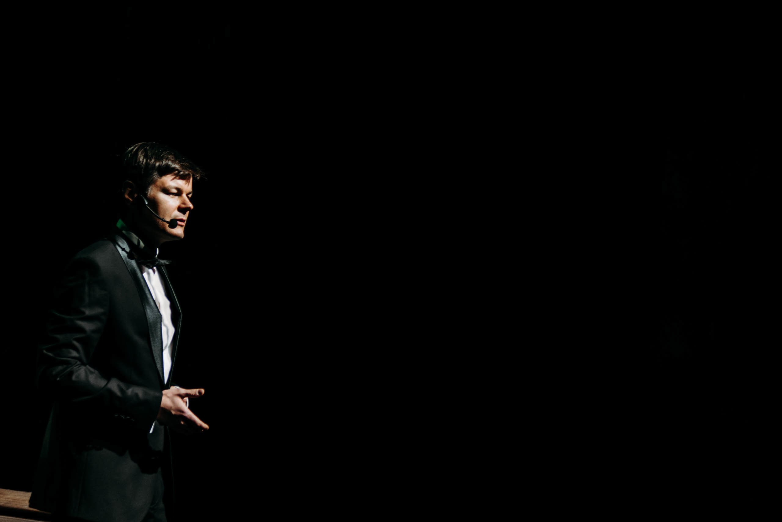 Спектакль Темные Аллеи. Фотограф в Москве Илья Максимов