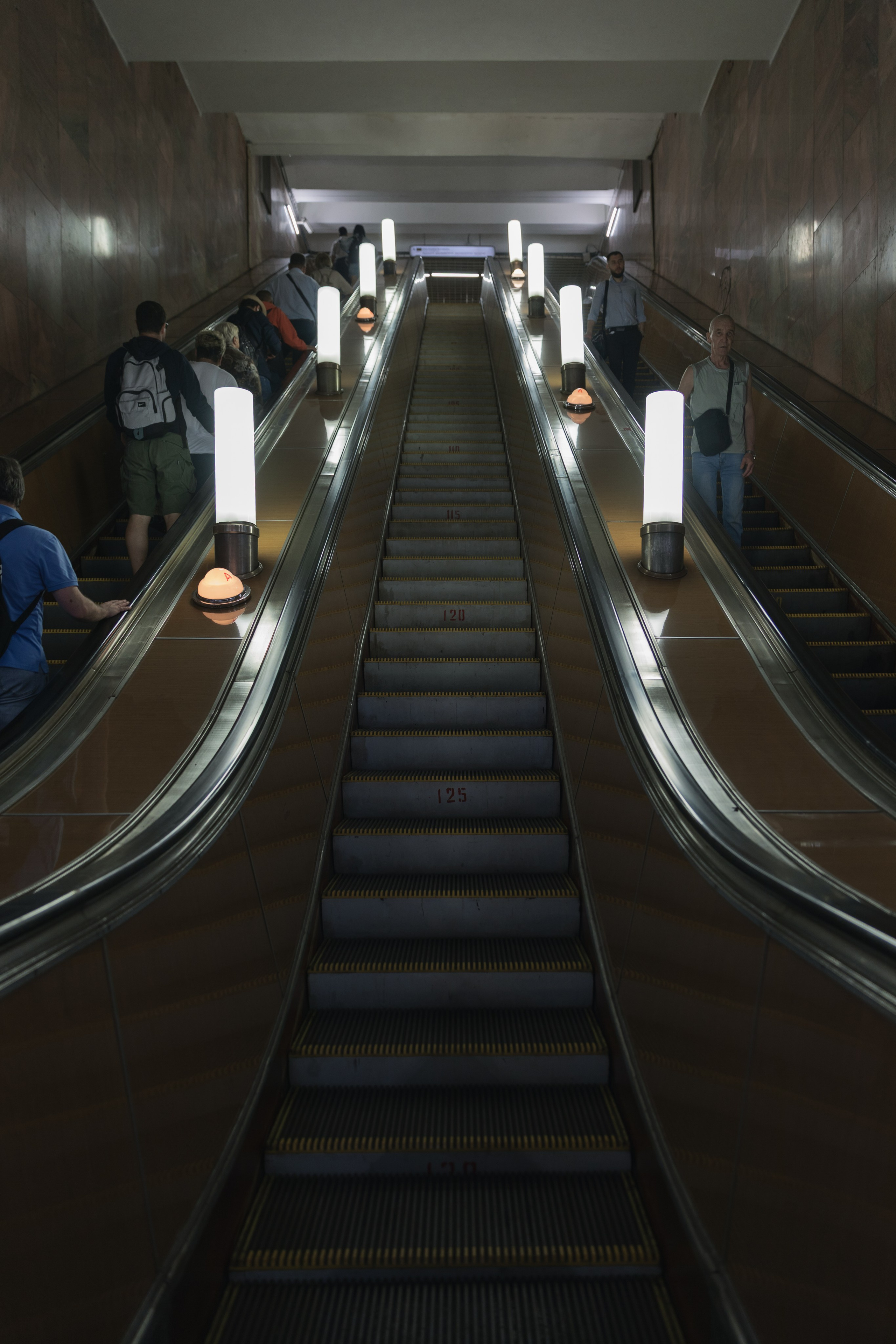 Метро Щукинская. Фотограф Иван Белов