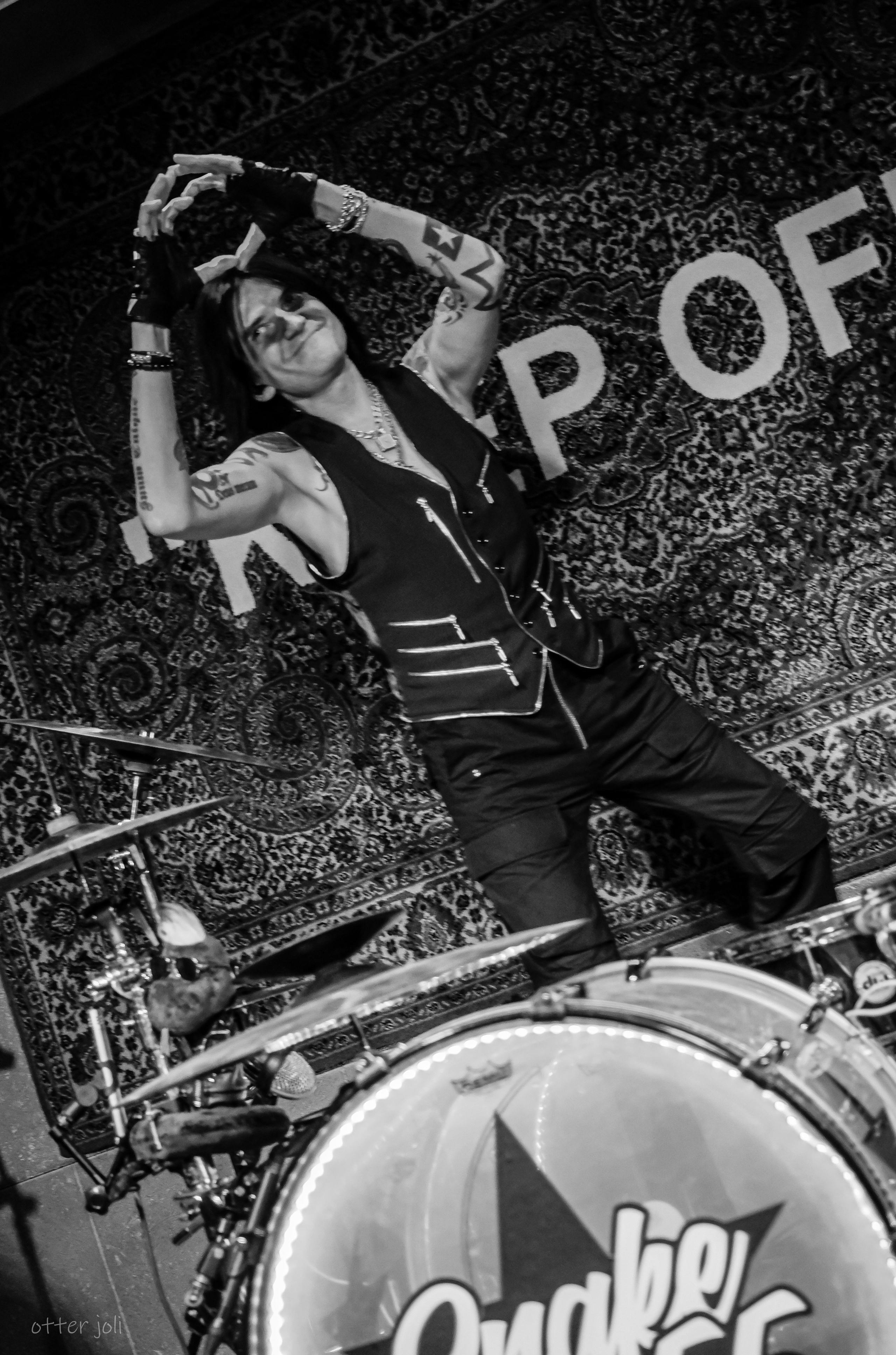 SNAKE 55 | ТехникаБезОпасности. Концертный репортёр Валерия Сафина