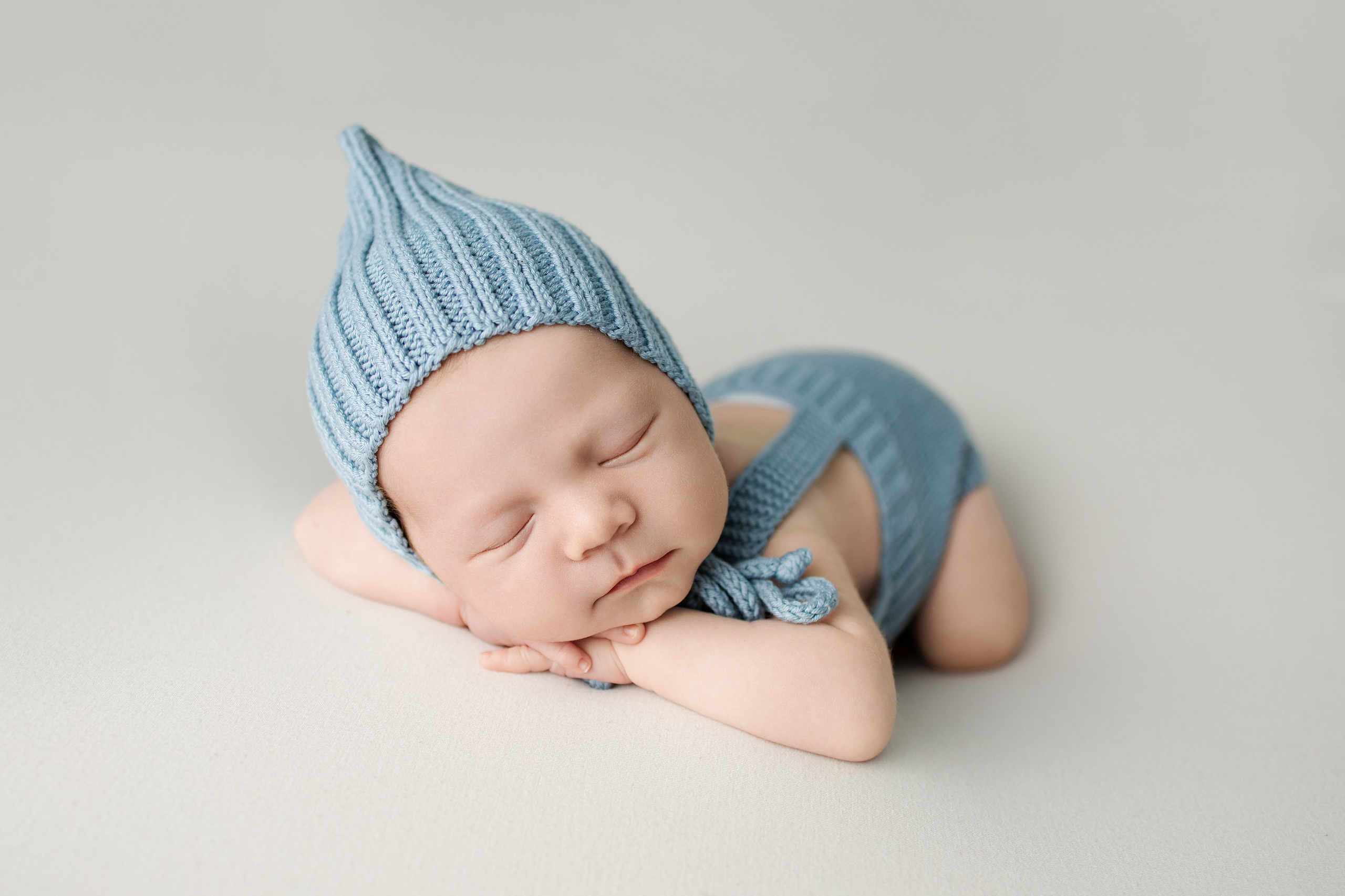 Иван 11 дней. Фотограф новорождённых Newborn Москва