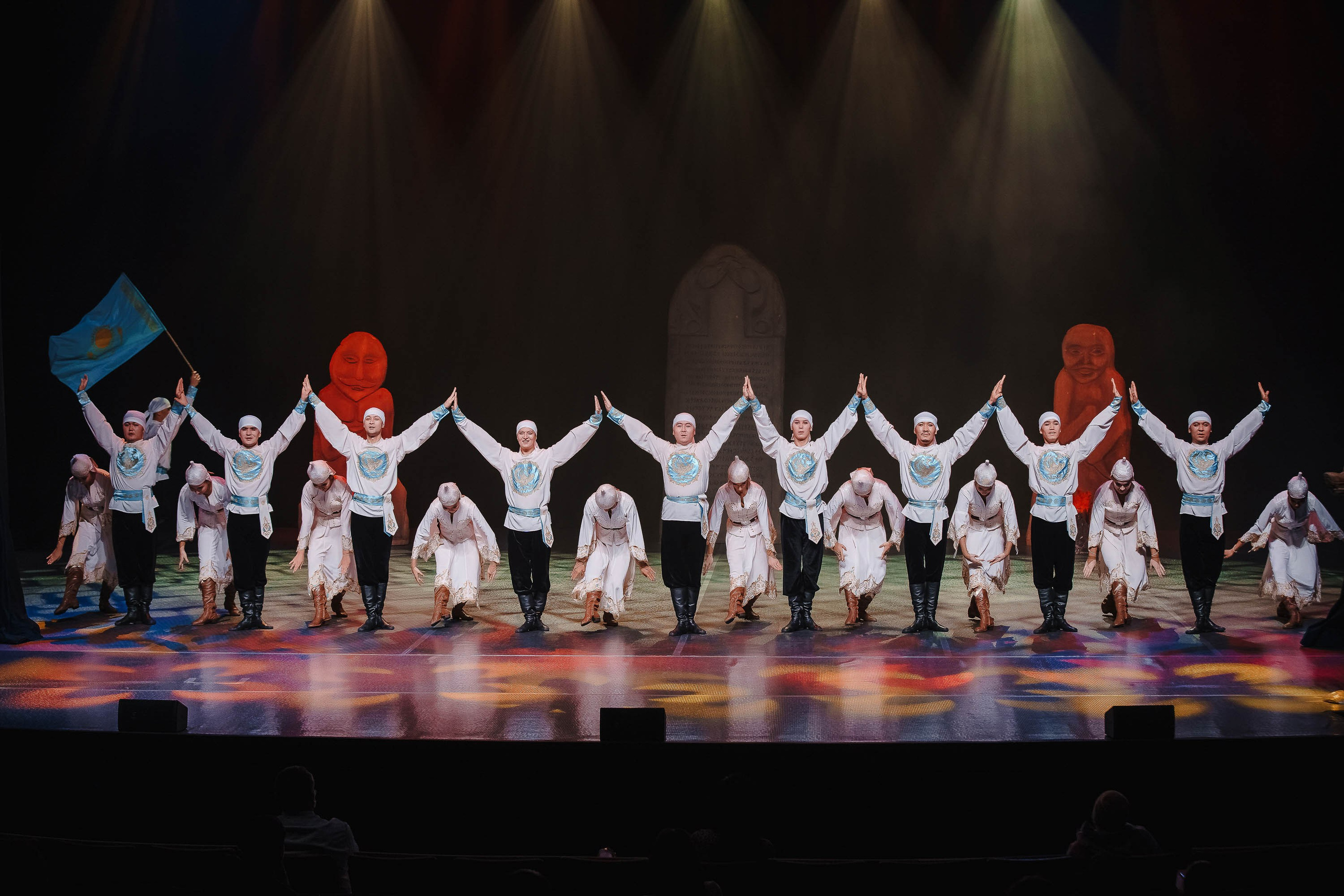 Спектакль театра танца «Наз» Туйгындар. Главная