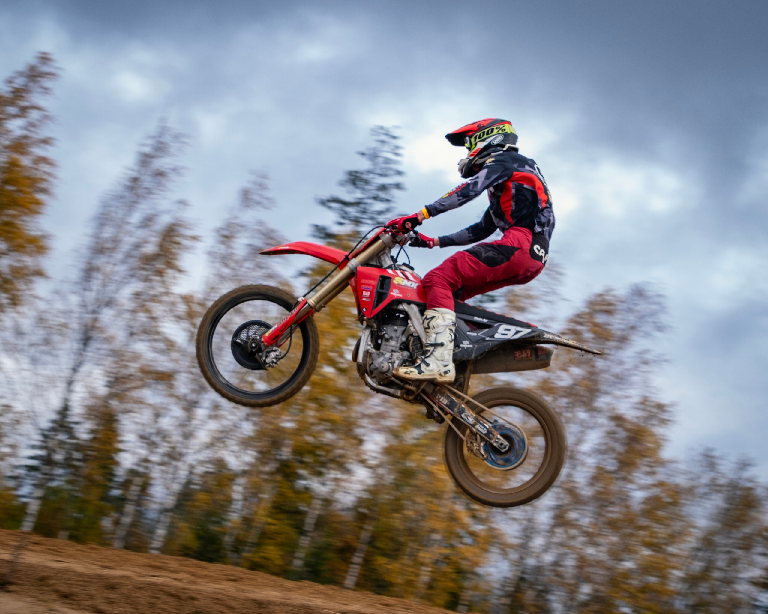 Мотокросс (Игора Драйв). Автомобильные фотографии и рисунки в Санкт-Петербурги Пашков Дмитрий