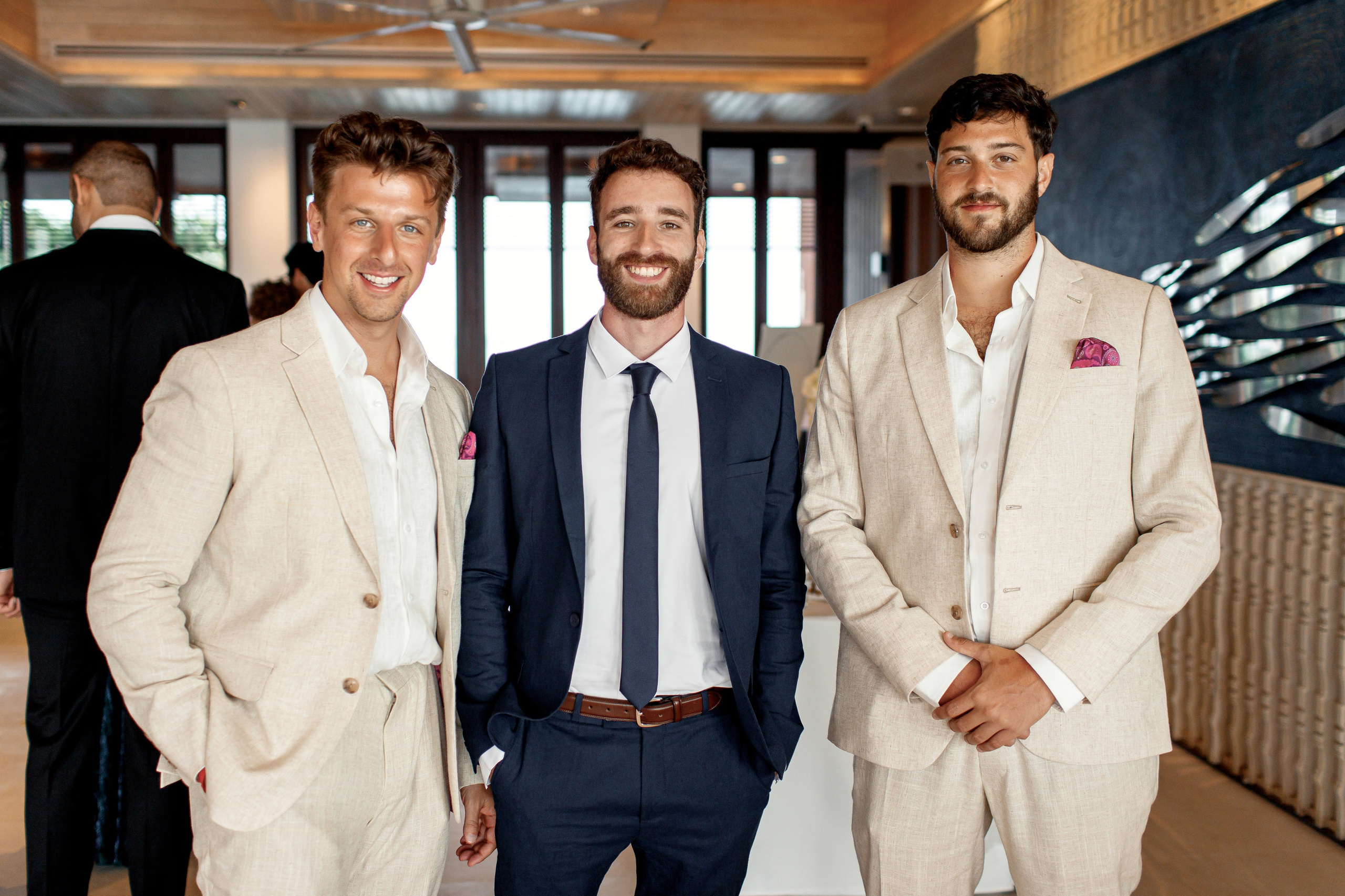 Свадьба с гостями на Пхукете. Фотограф на Пхукете в Таиланде